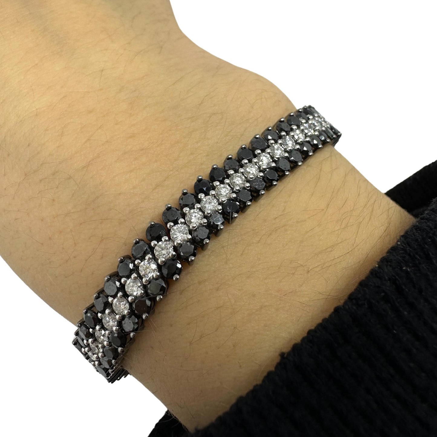 18k White Gold Black and White Diamond Tennis Bracelet