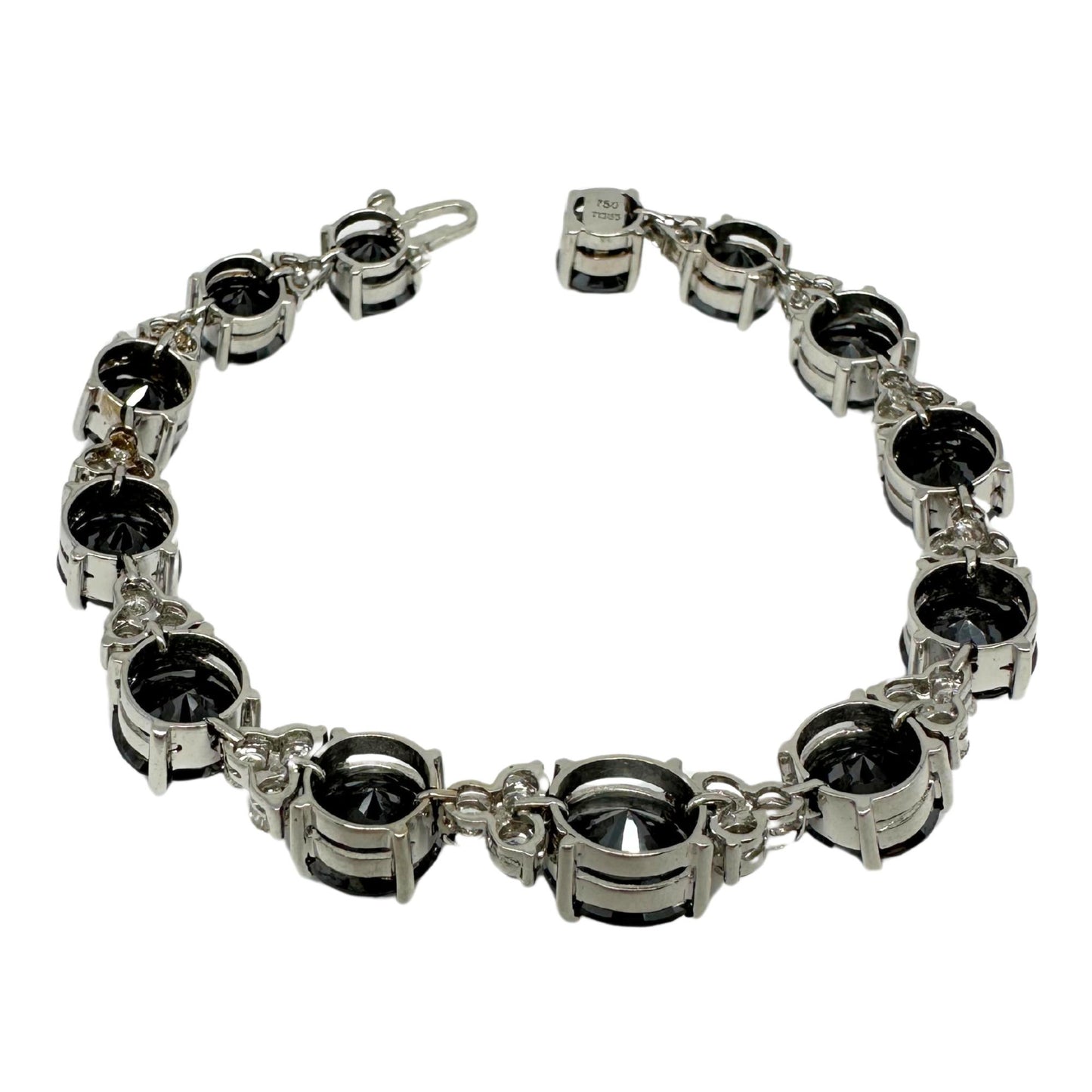18k White Gold White and Black Diamond Bracelet