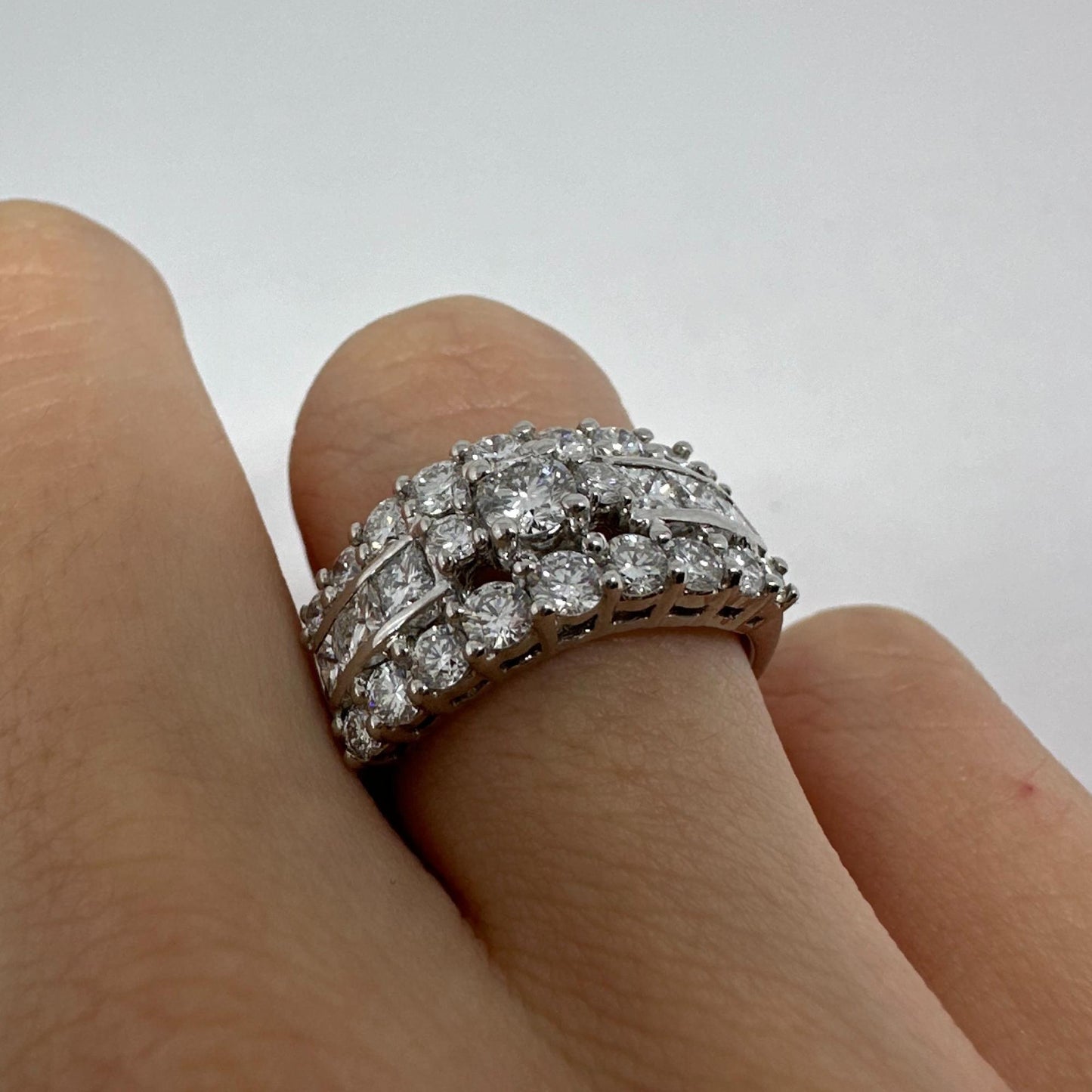 18k Princess Cut Diamond Band Ring