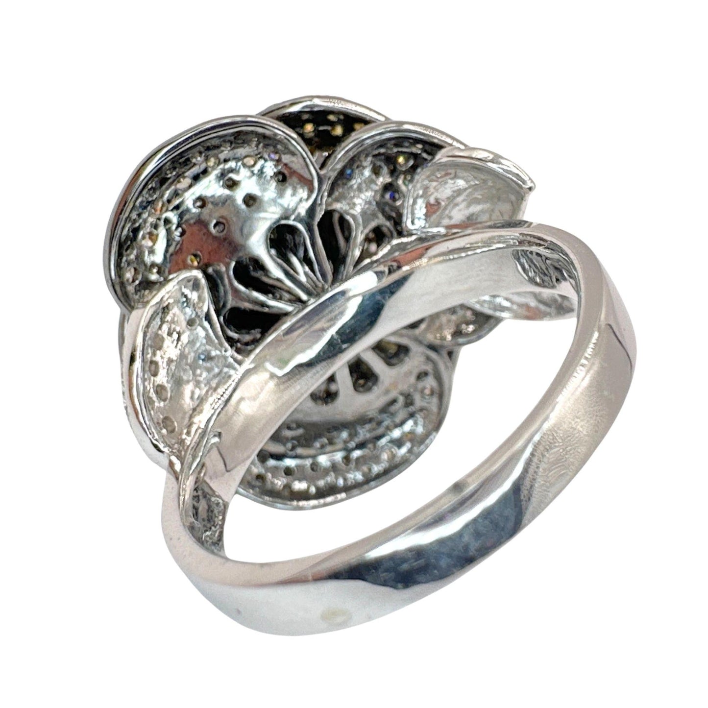 18k Brown, White and Yellow Diamond Flower Ring