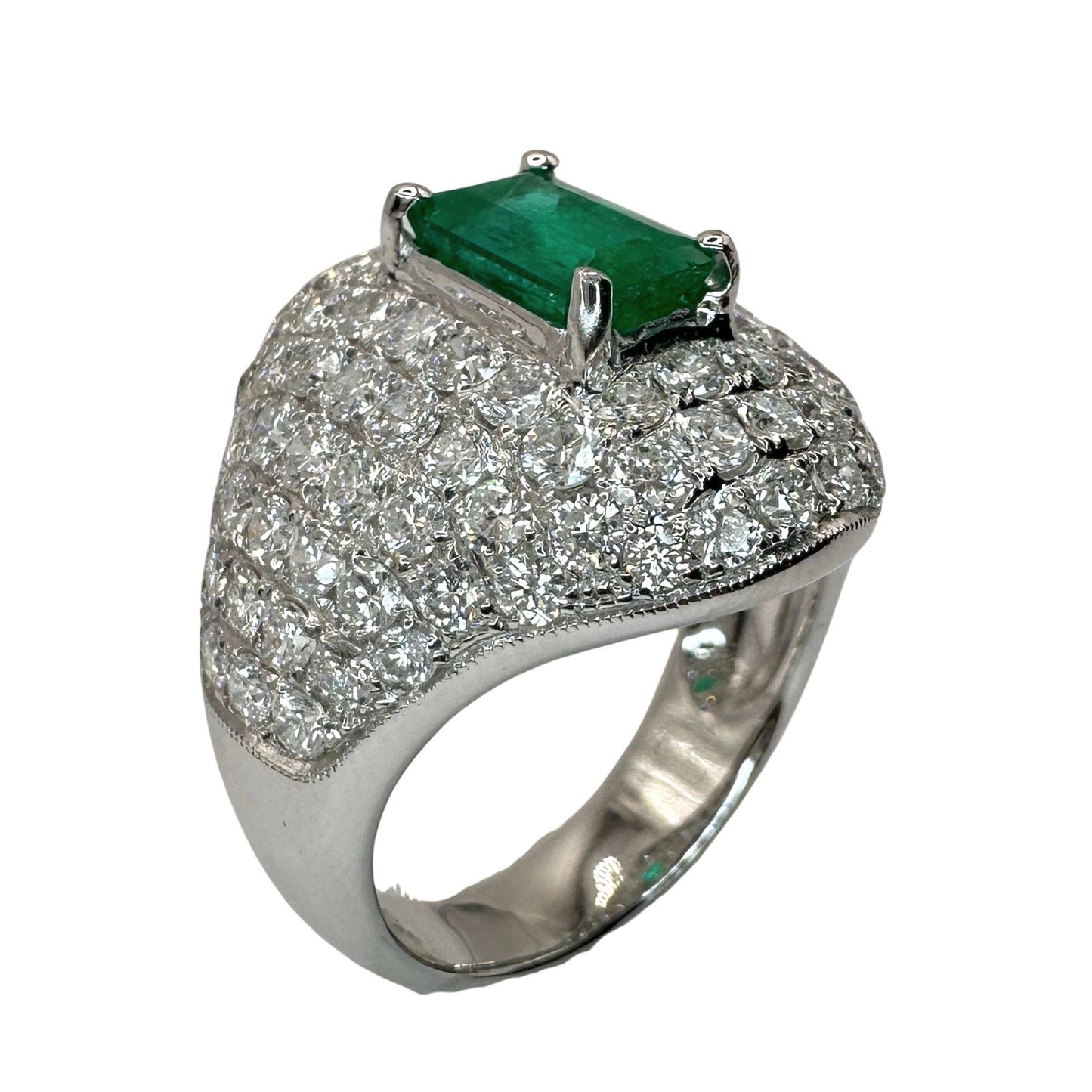 18k Diamond and Emerald Ring