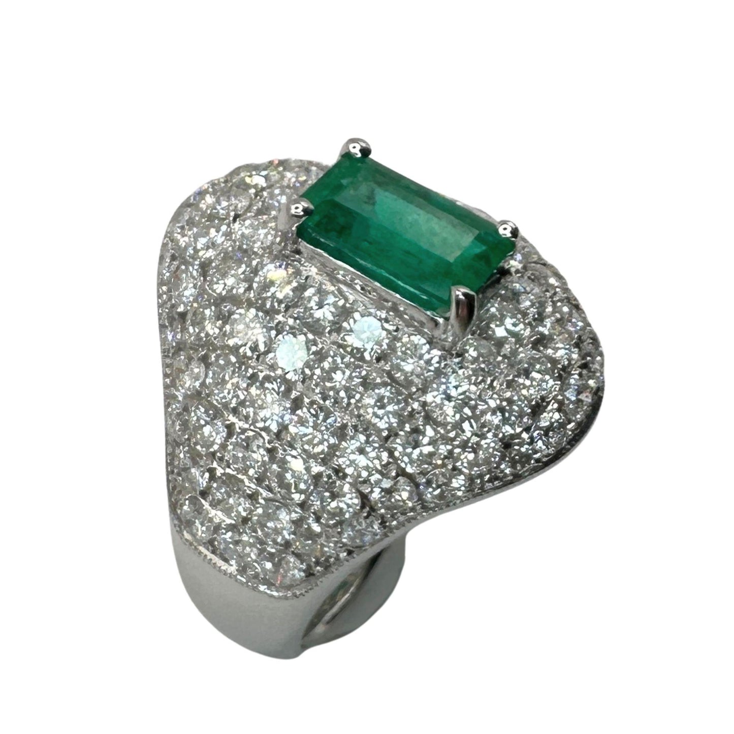 18k Diamond and Emerald Ring