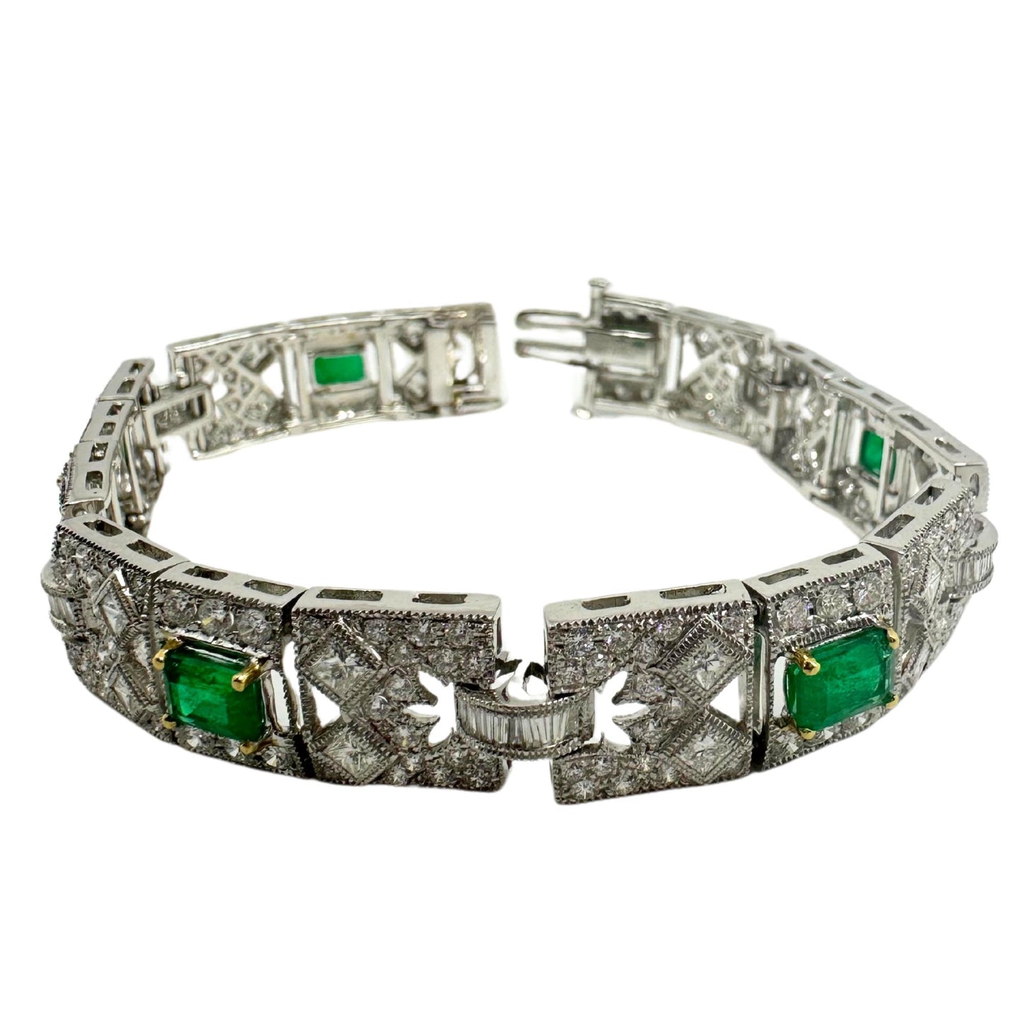 18K White Gold Diamond and Emerald Bracelet