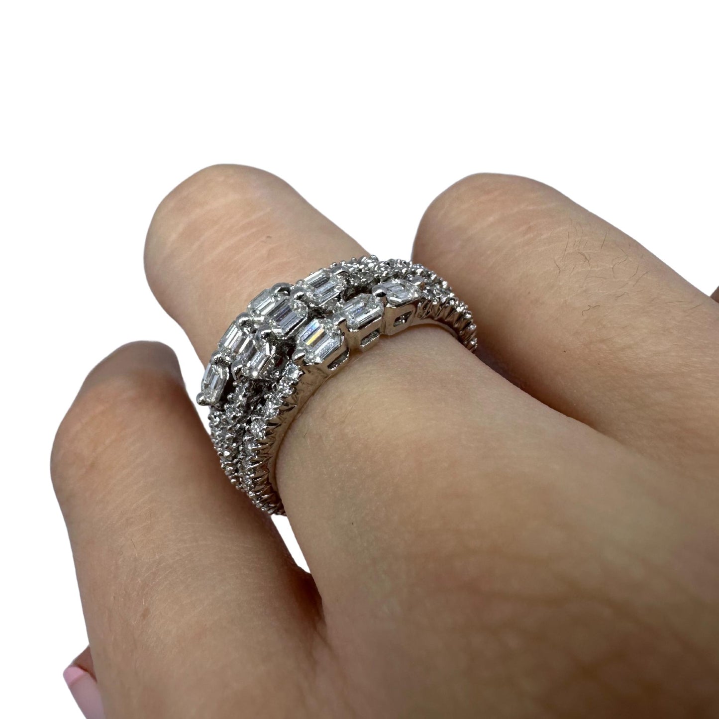 18K White Gold Emerald Cut Diamond Band Ring.