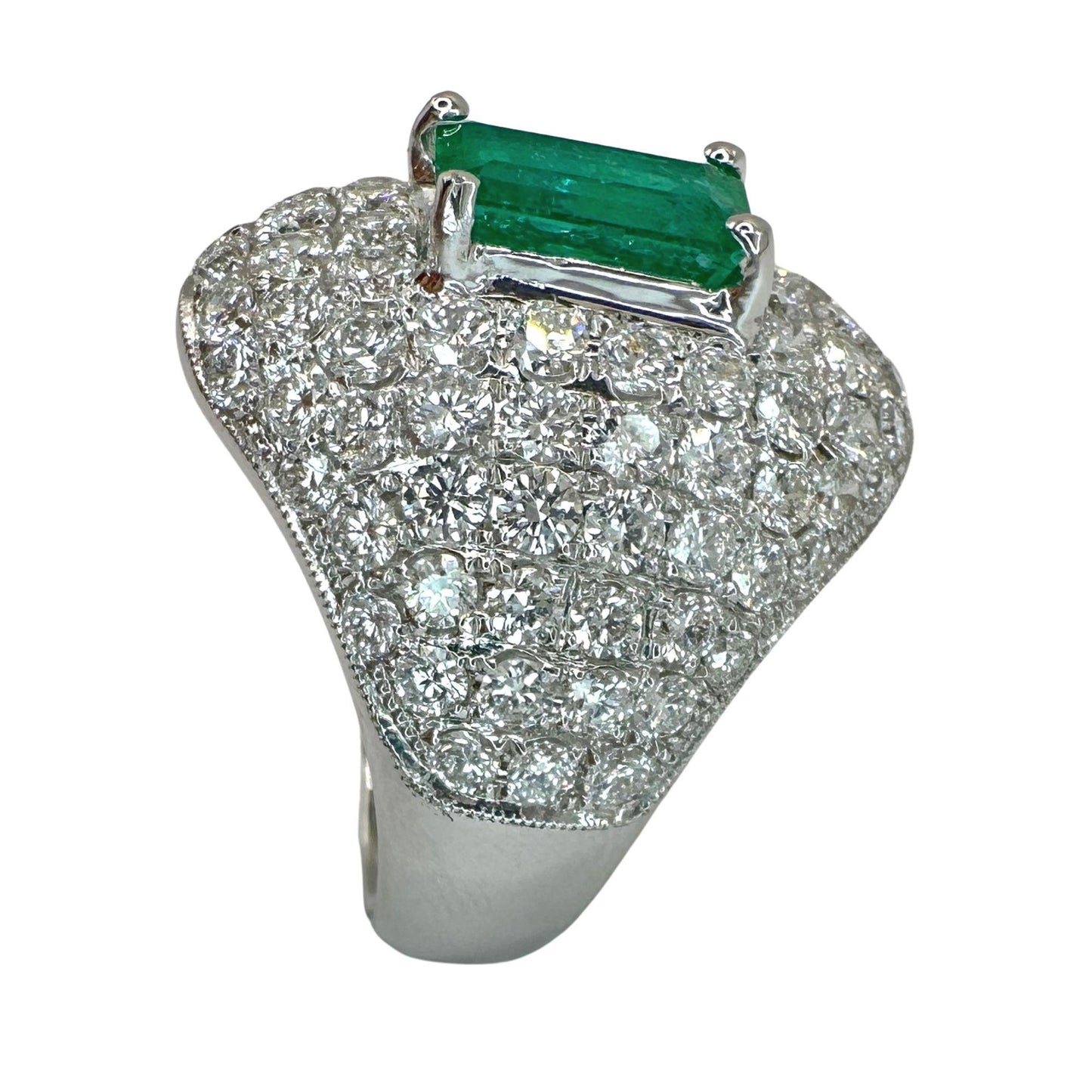 18k Diamond and Emerald Ring