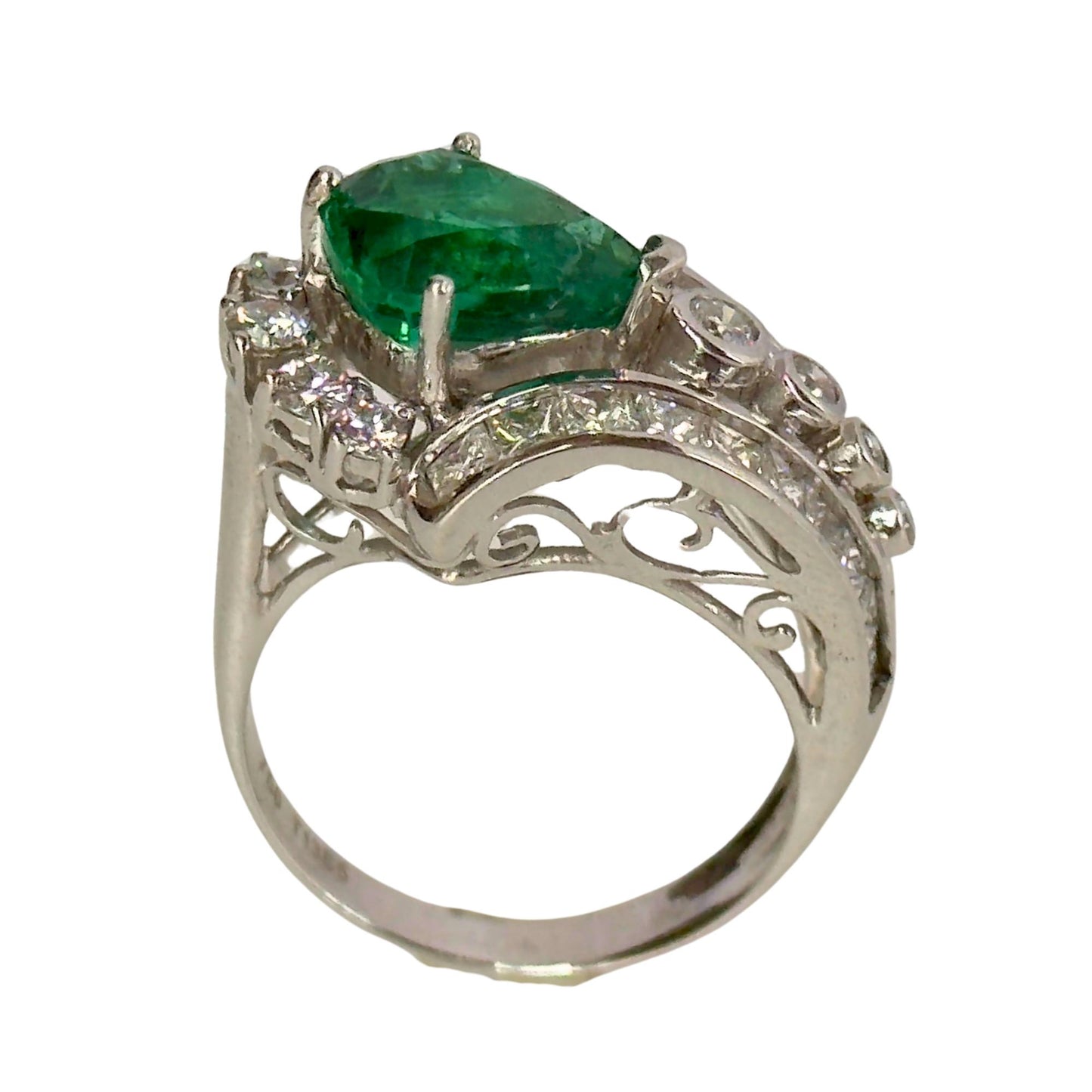 GIA Certified 18k Diamond and Emerald Ring
