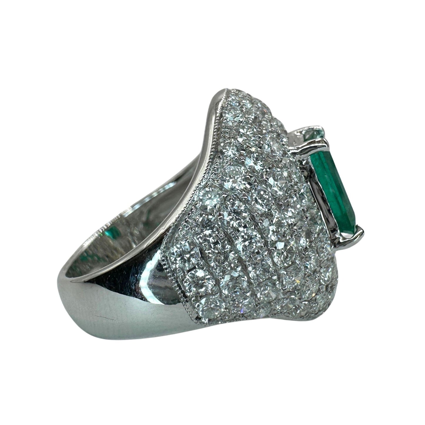 18k Diamond and Emerald Ring
