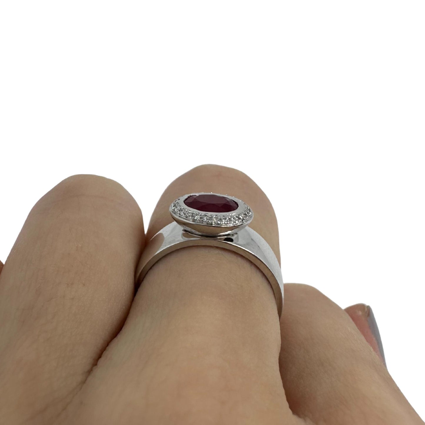 18K White Gold Diamond and Ruby Band Ring