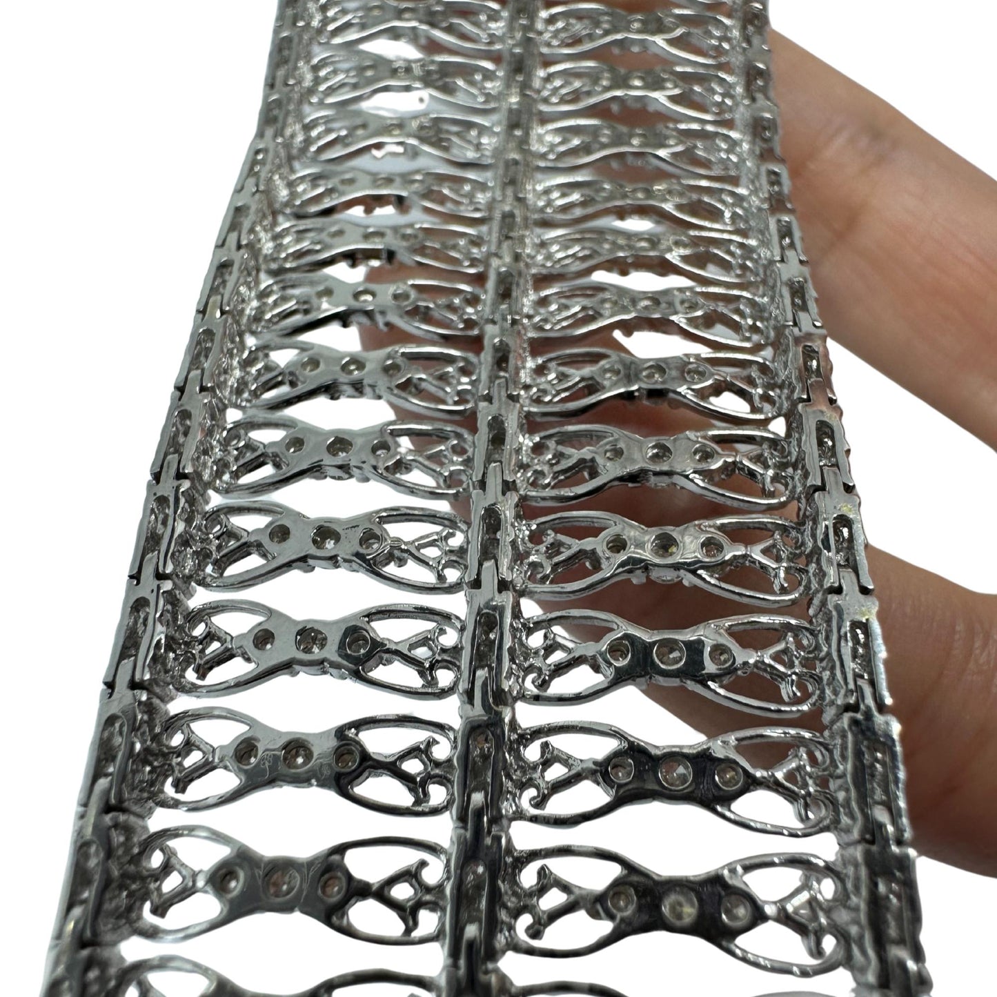 18K White Gold 9.48 Carat Diamond Bracelet - 7 inches