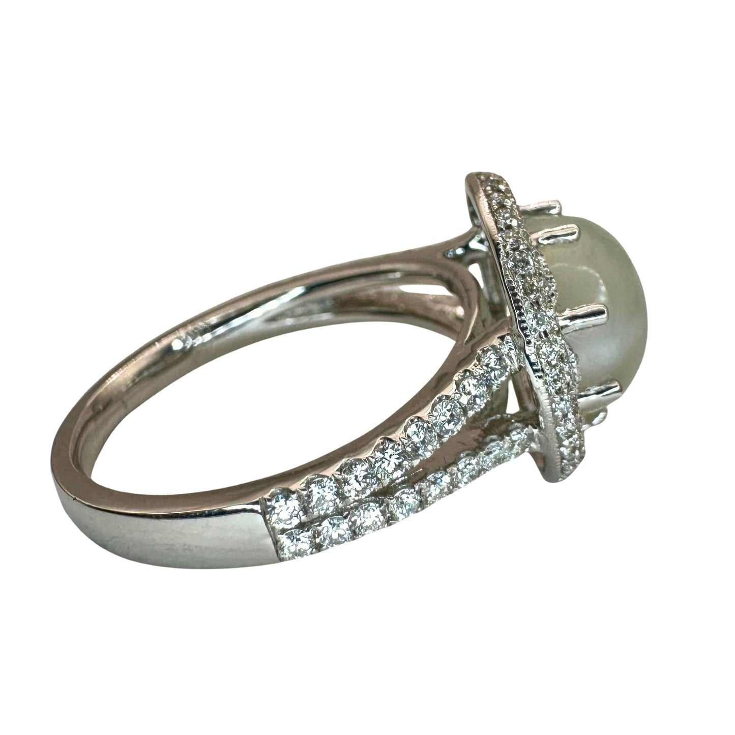 18K Diamond and Moonstone Ring