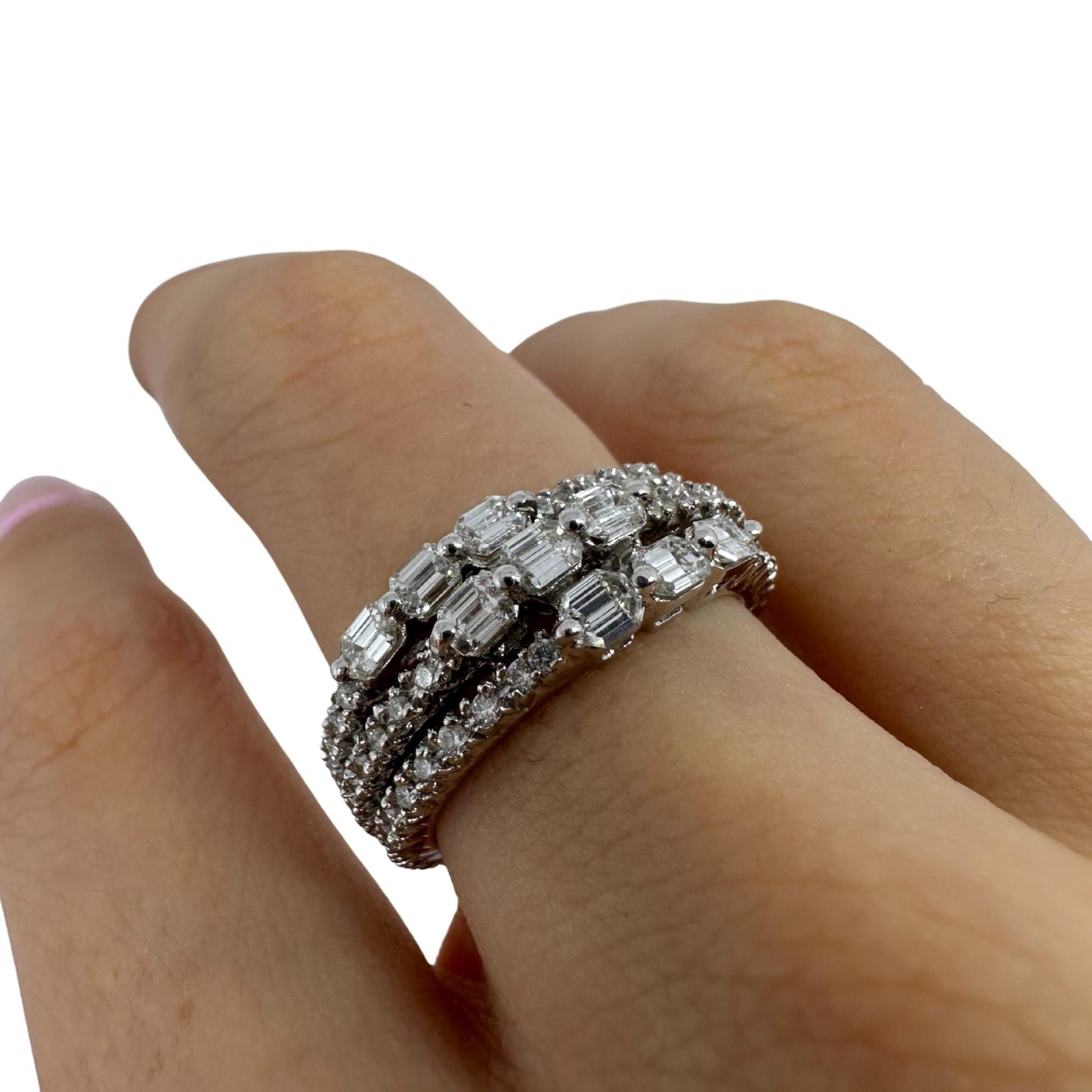 18K White Gold Emerald Cut Diamond Band Ring.