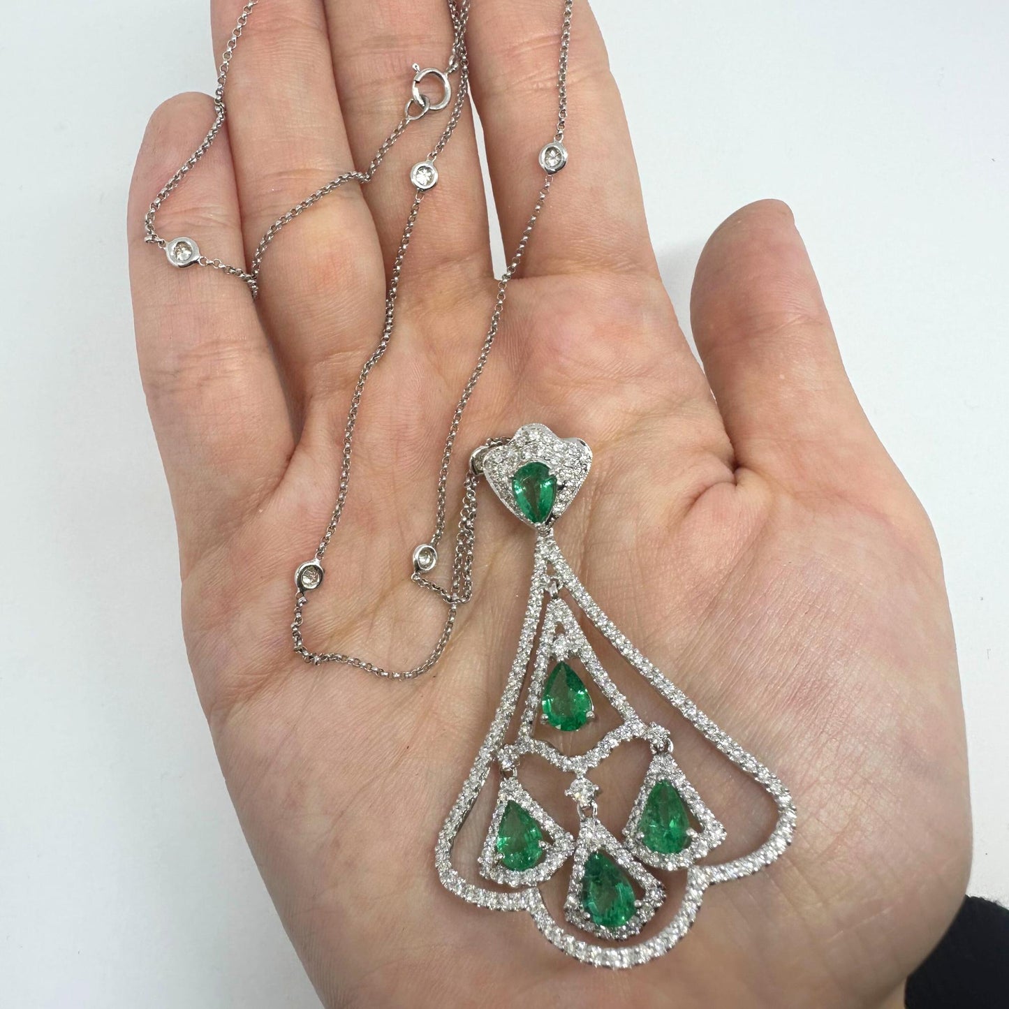 18K White Gold Diamond and Pear Cut Emerald Pendant Necklace