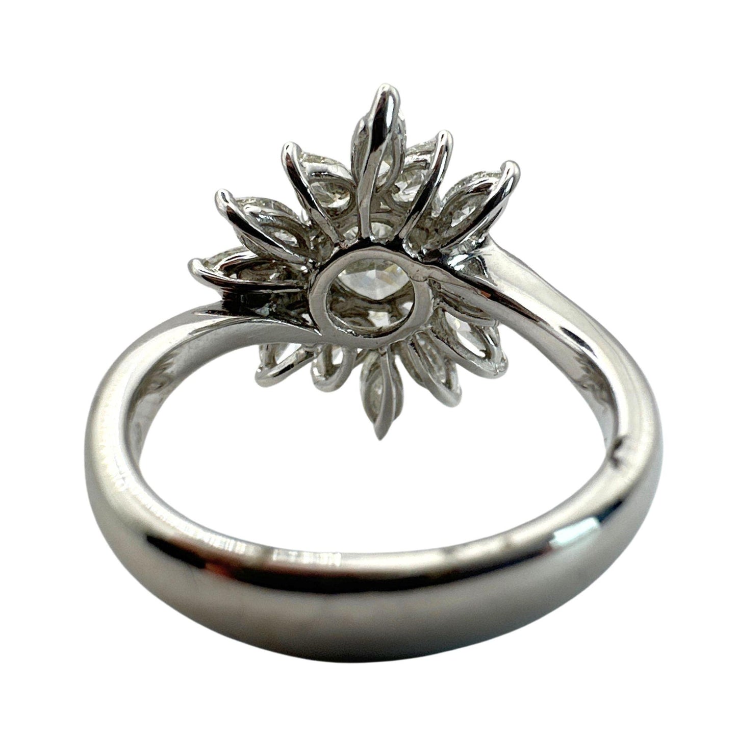 18k Diamond Ring with Marquise Center