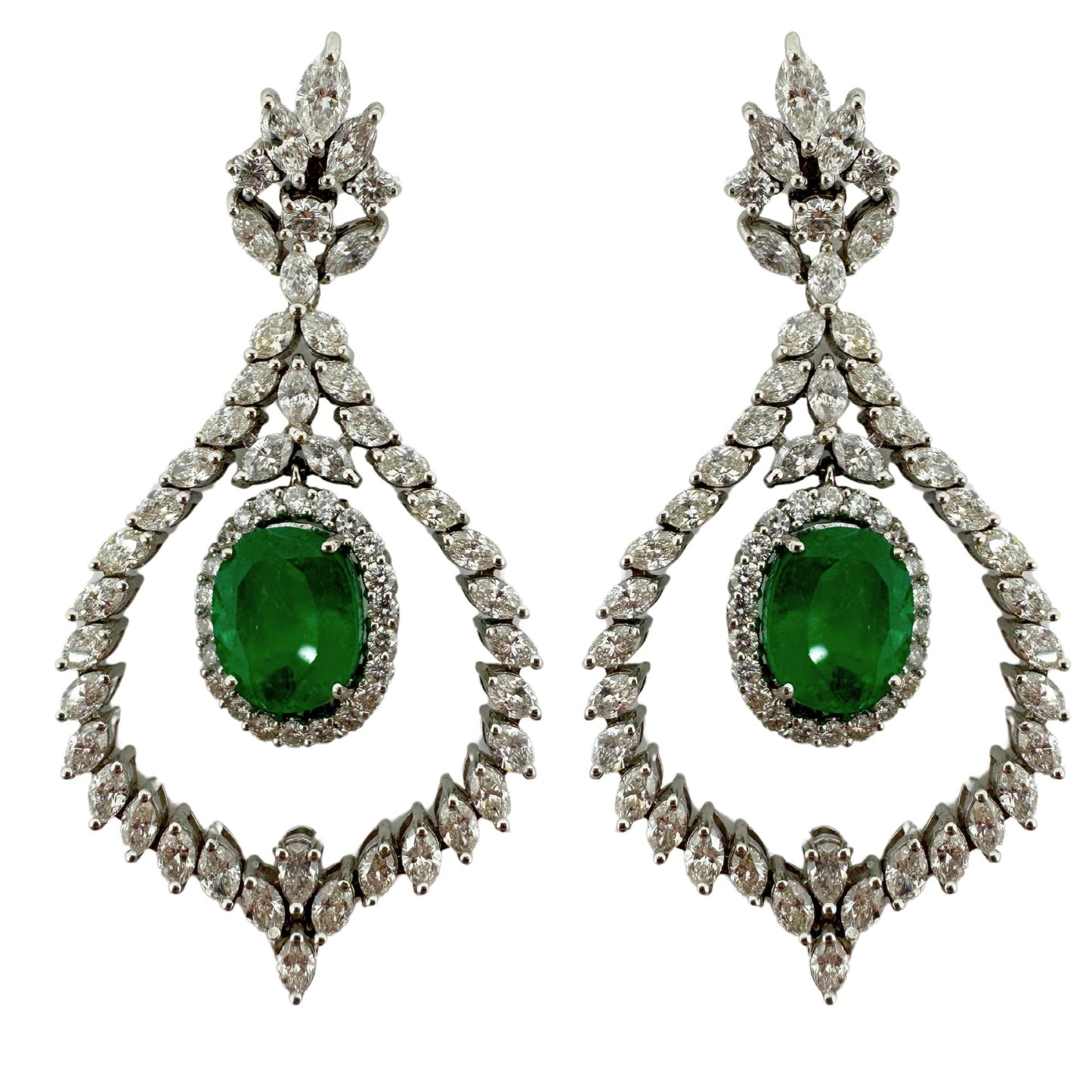 18K White Gold Diamond and Emerald Drop Earrings