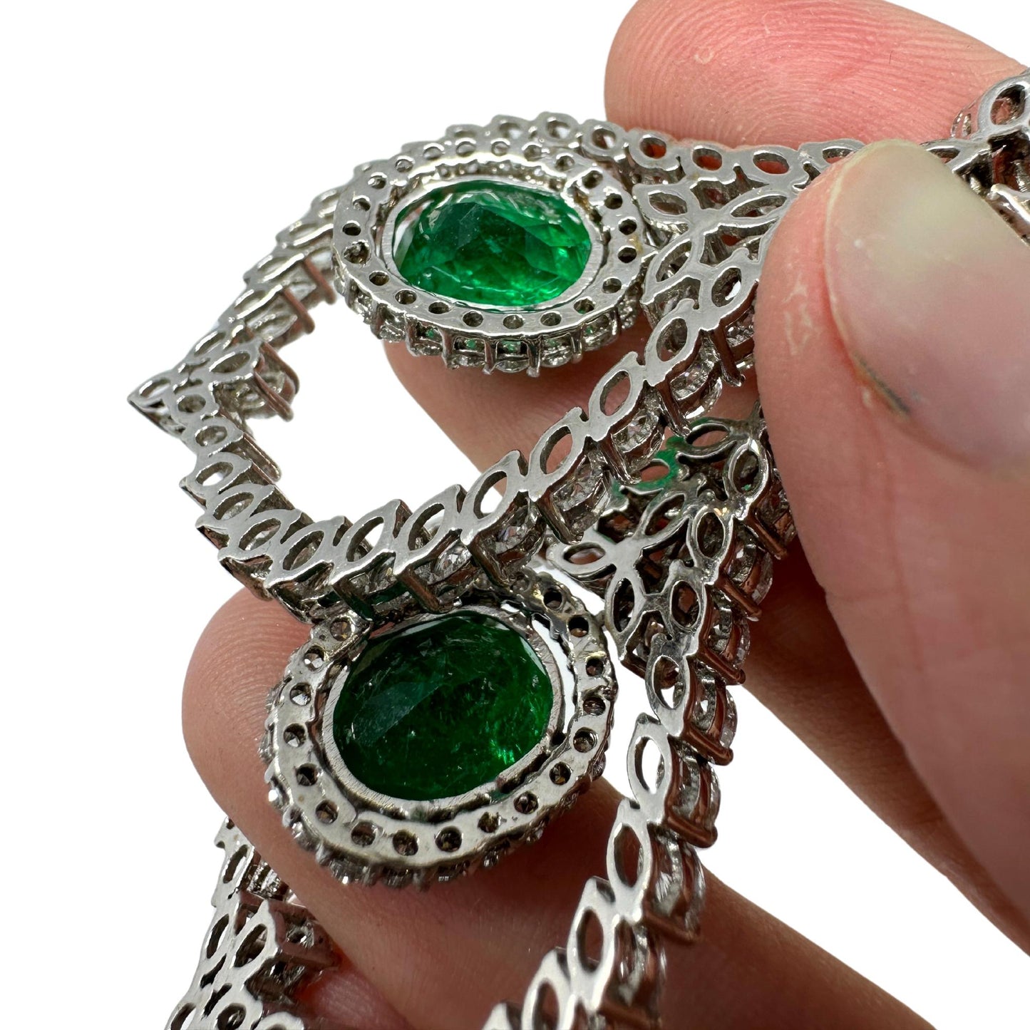 18K White Gold Diamond and Emerald Drop Earrings