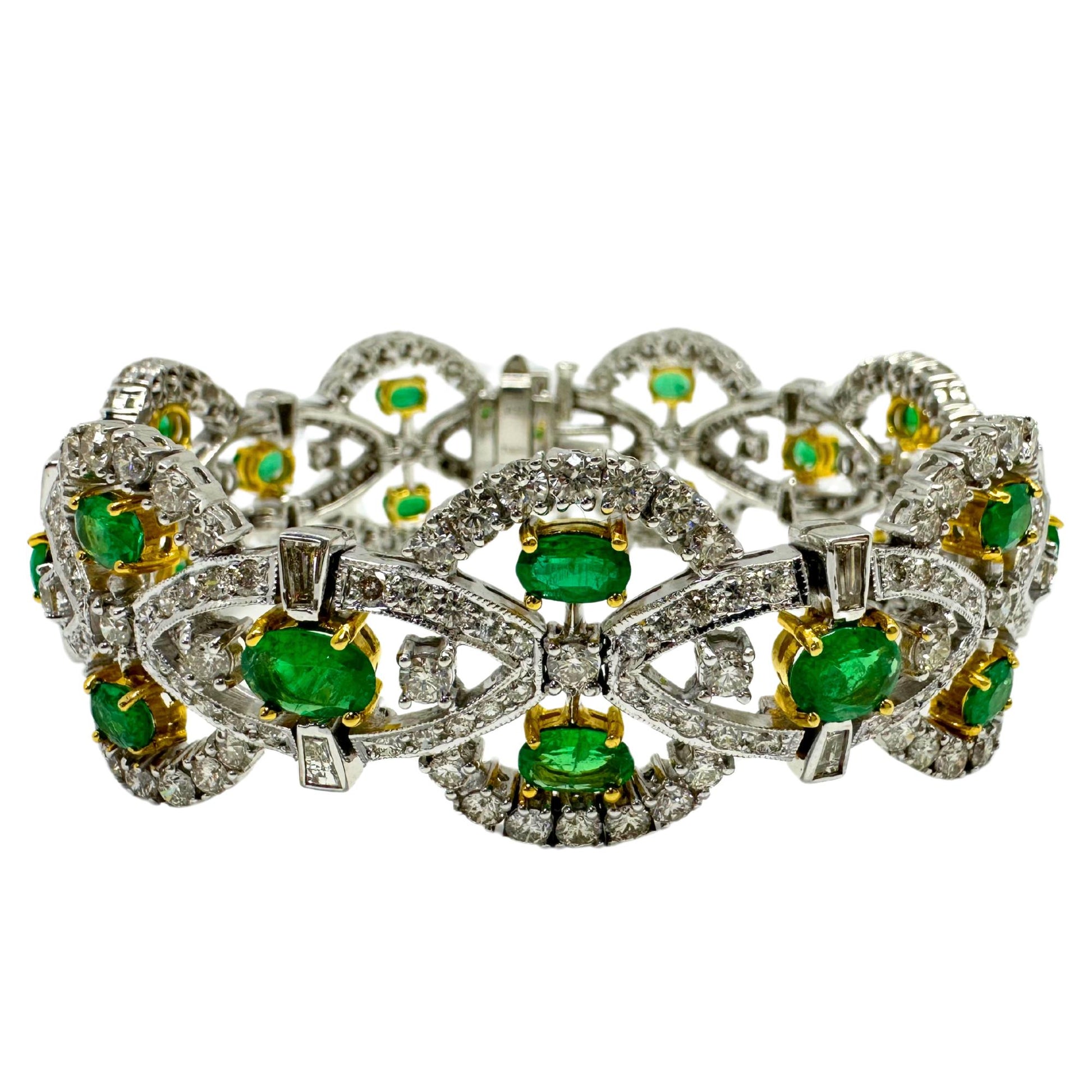 18K Two Tone Diamond and Emerald Bracelet