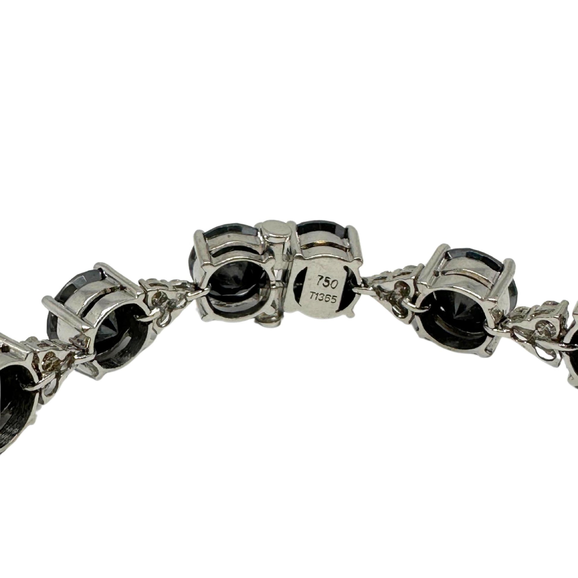 18k White Gold White and Black Diamond Bracelet