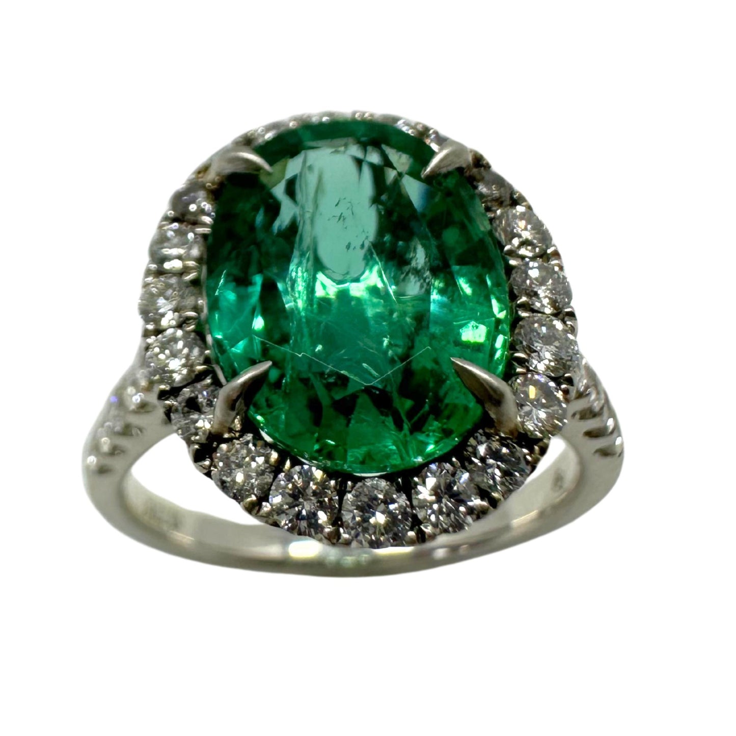 18K White Gold Diamond and Emerald Ring