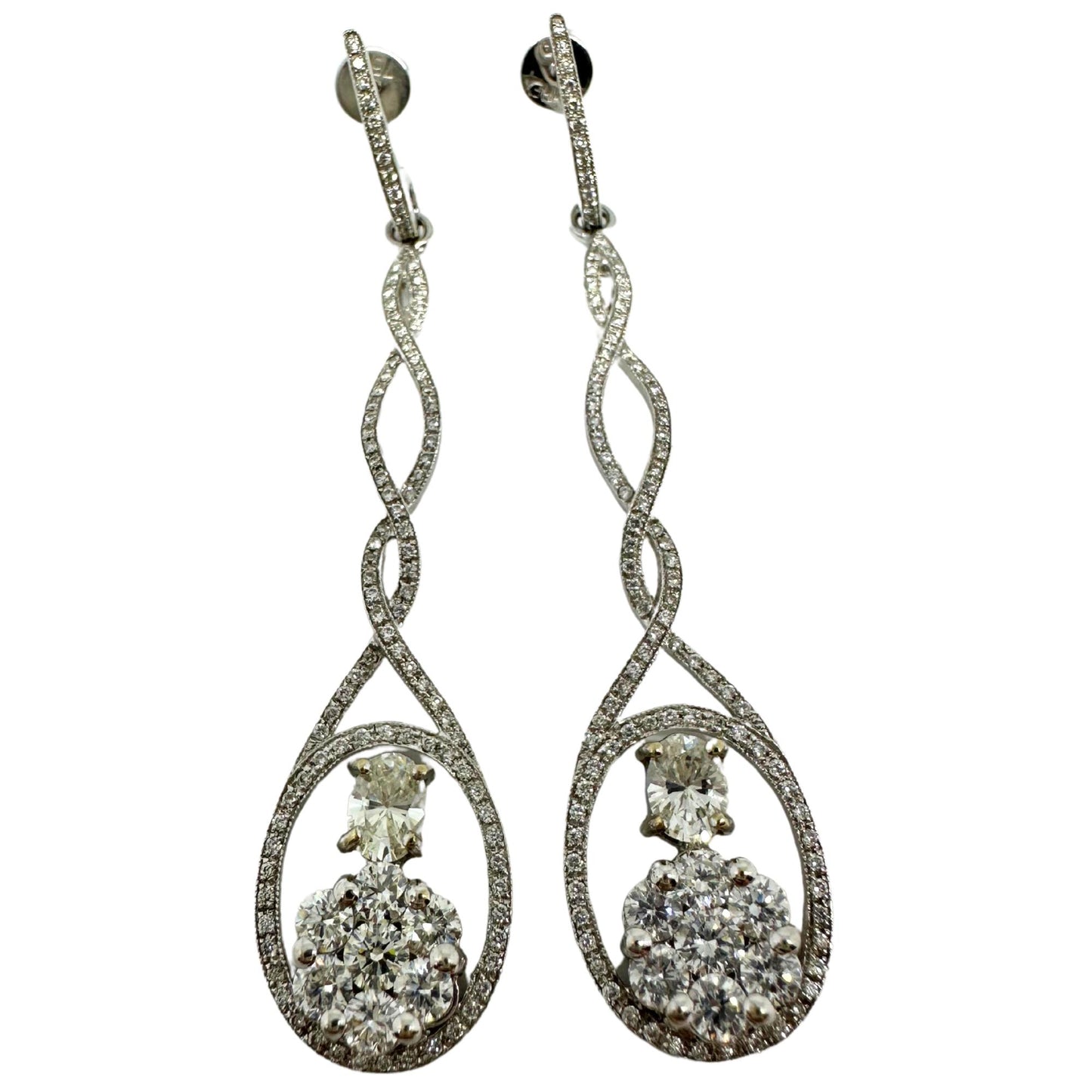 18K White Gold Oval Cut Diamond Drop Earrings