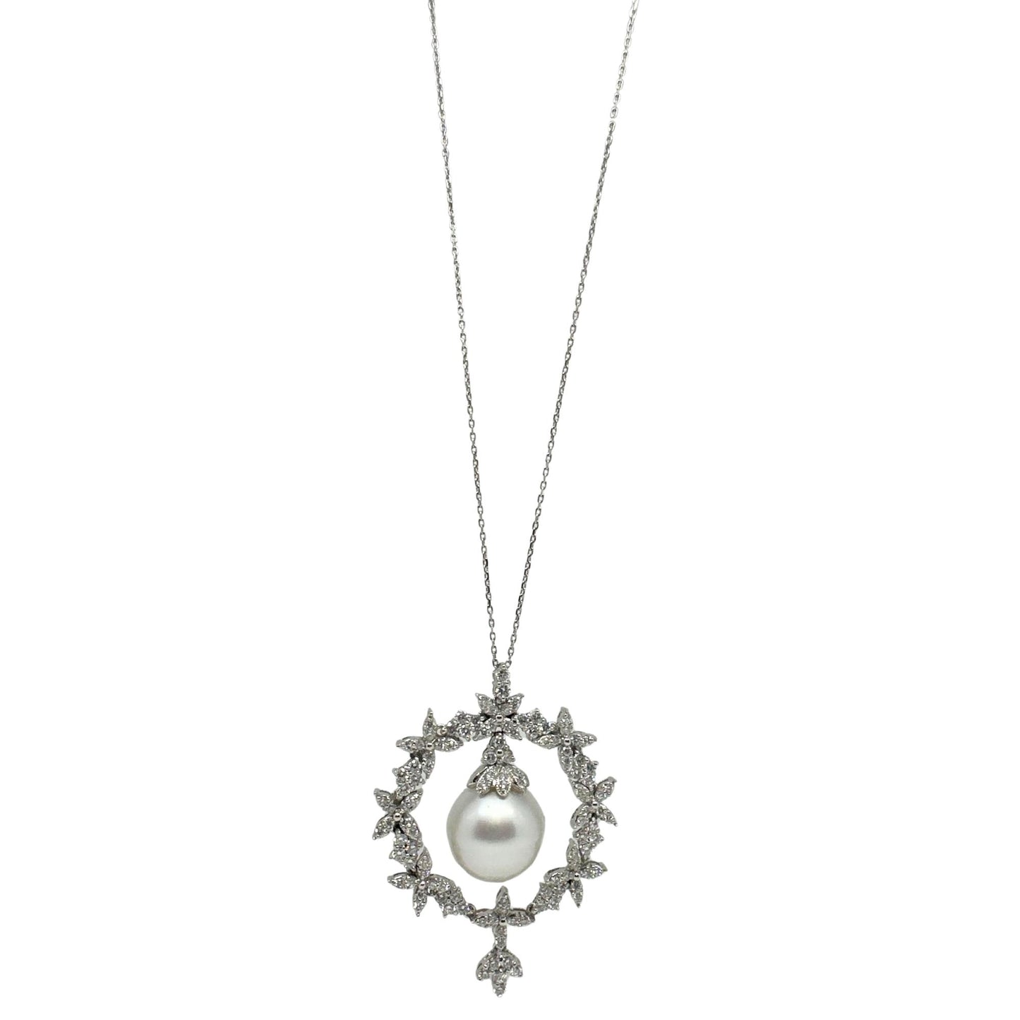 18K White Gold Diamond and Pearl Pendant Necklace