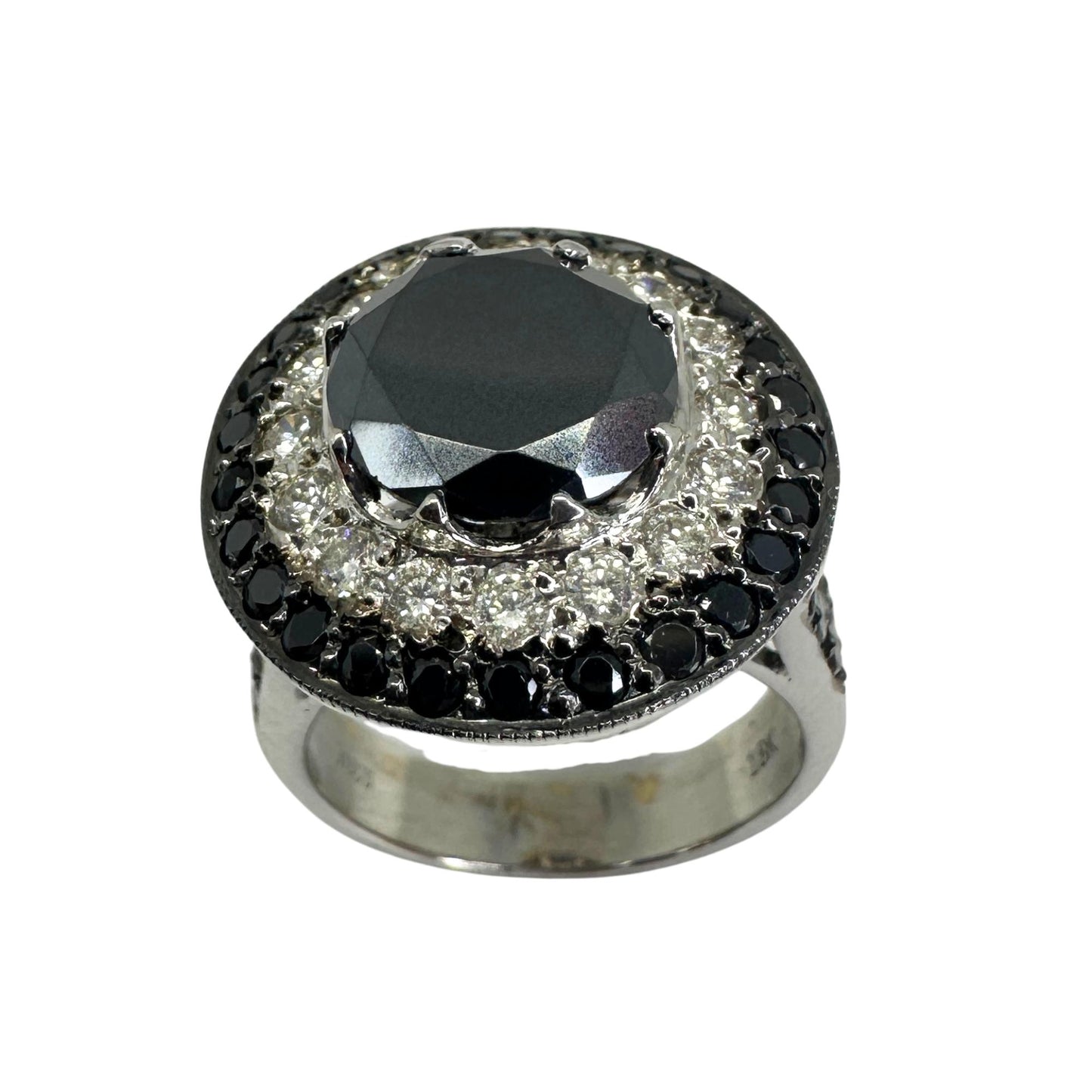 18k Black and White Diamond Ring