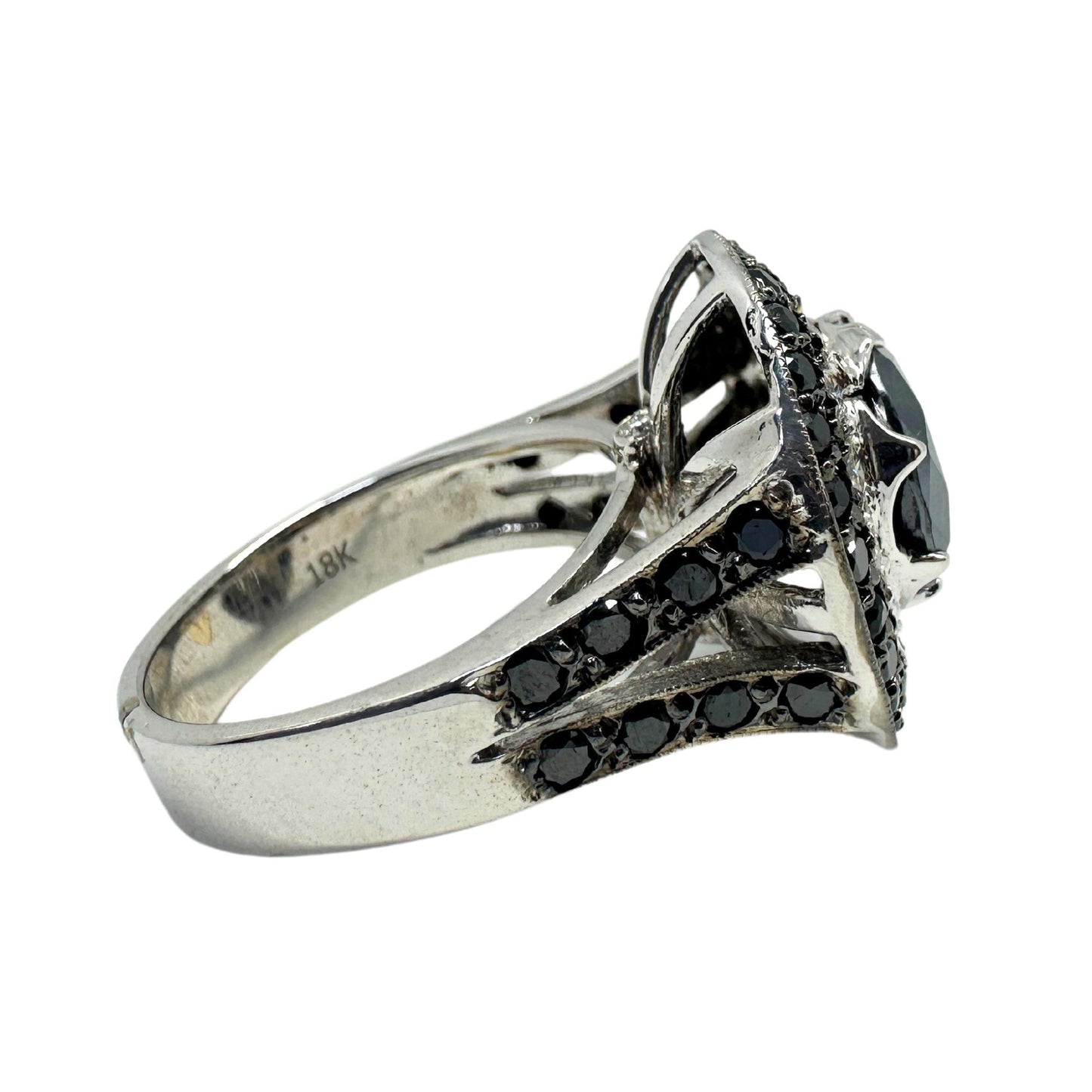 18k Black and White Diamond Ring