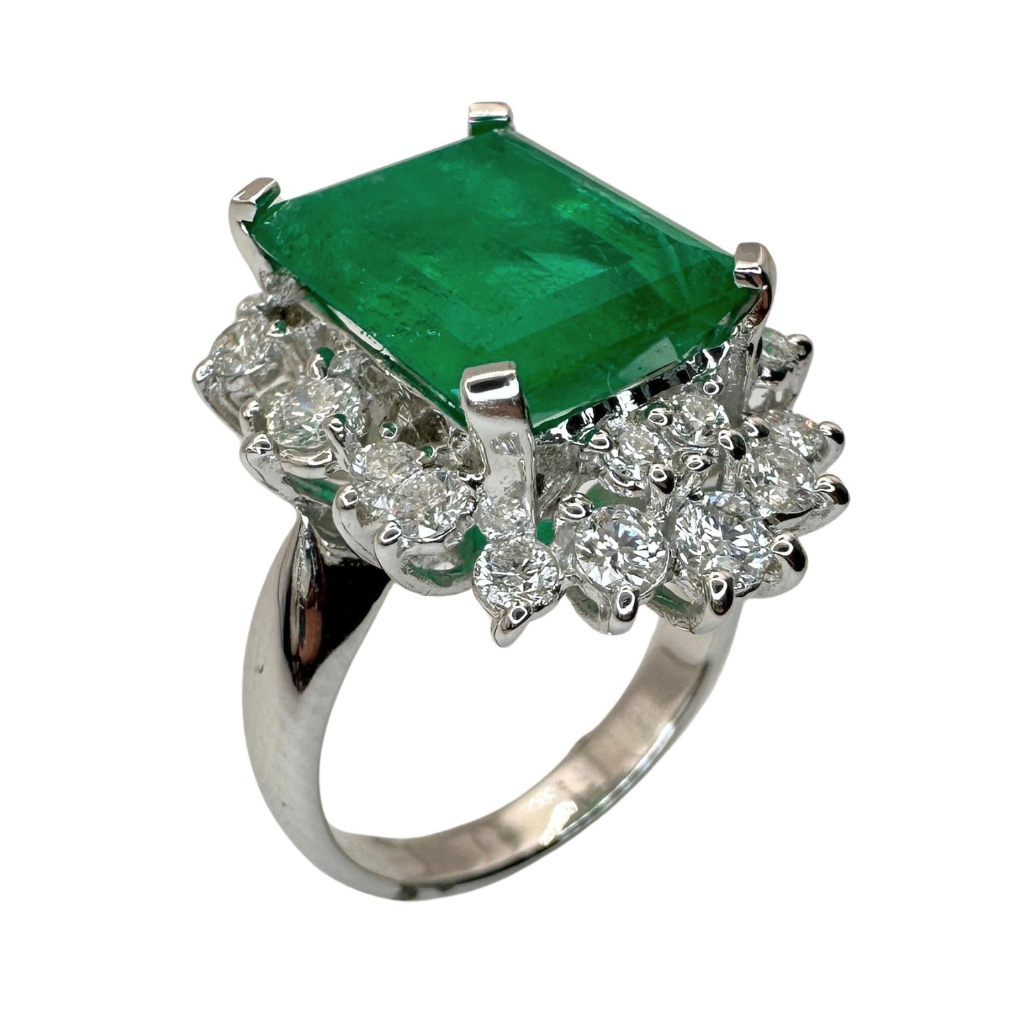18k Diamond and Emerald Ring