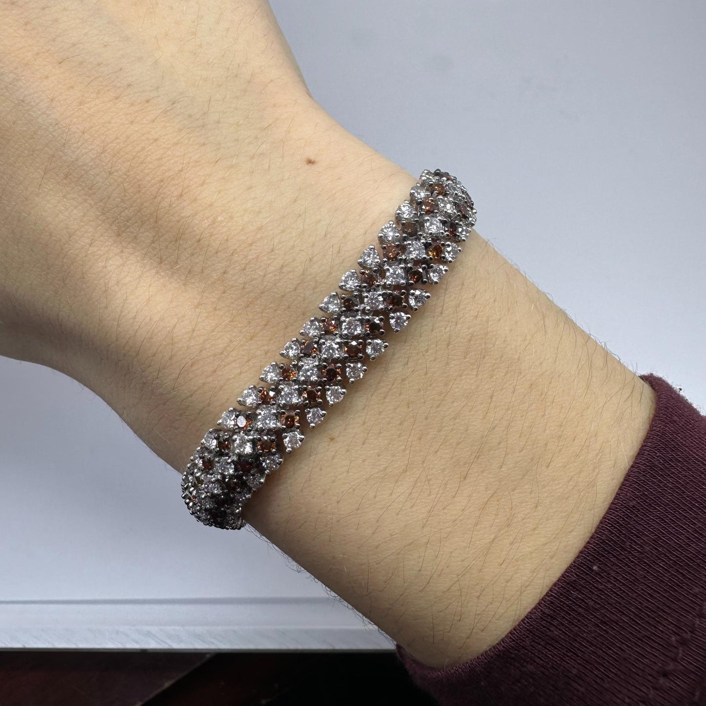 18K White Gold Diamond and Brown Diamond Bracelet