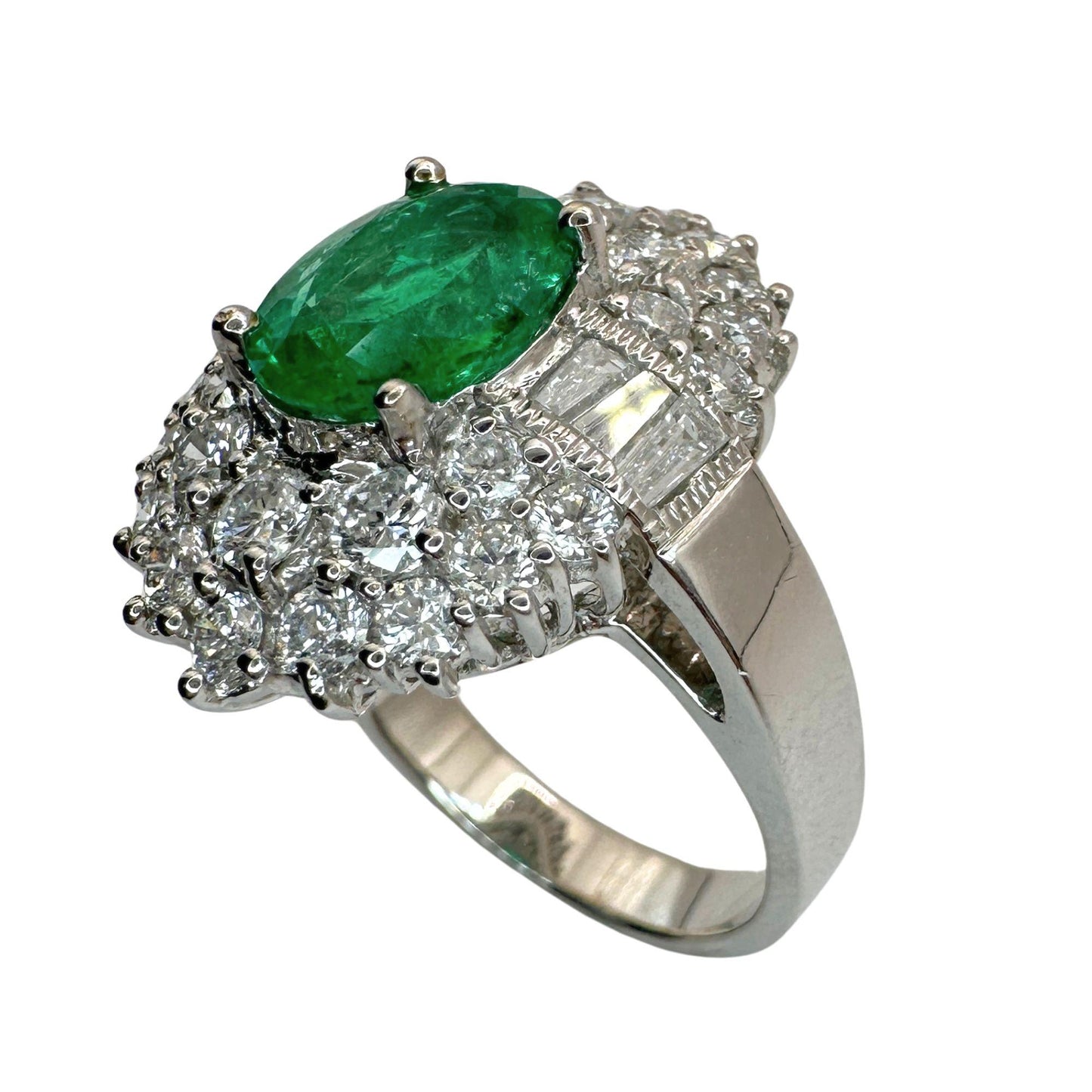 18k Diamond and Emerald Ring
