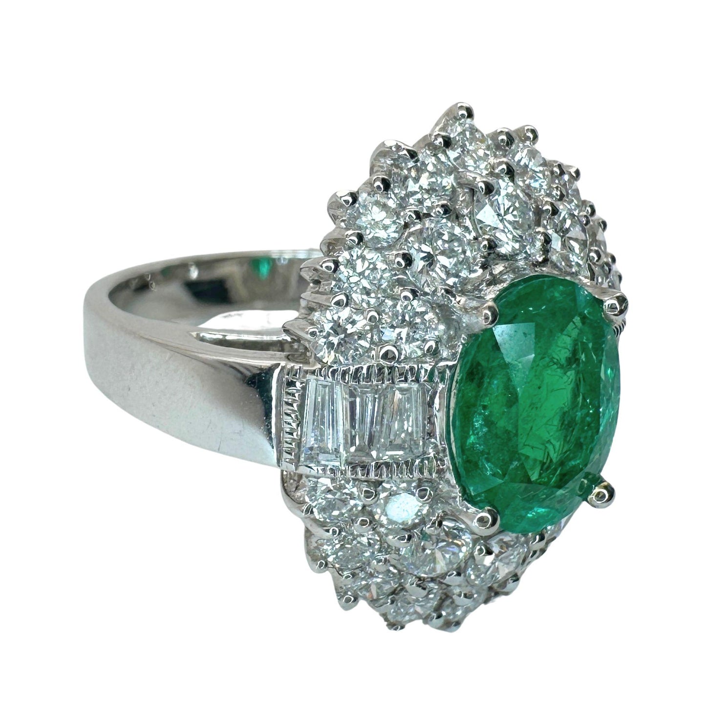 18k Diamond and Emerald Ring