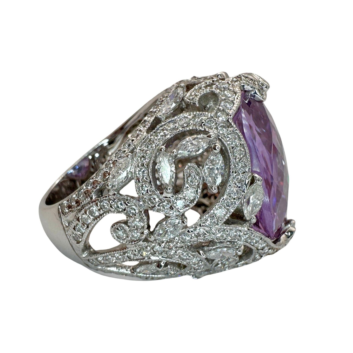 18k Diamond and Purple Stone Center Cocktail Ring