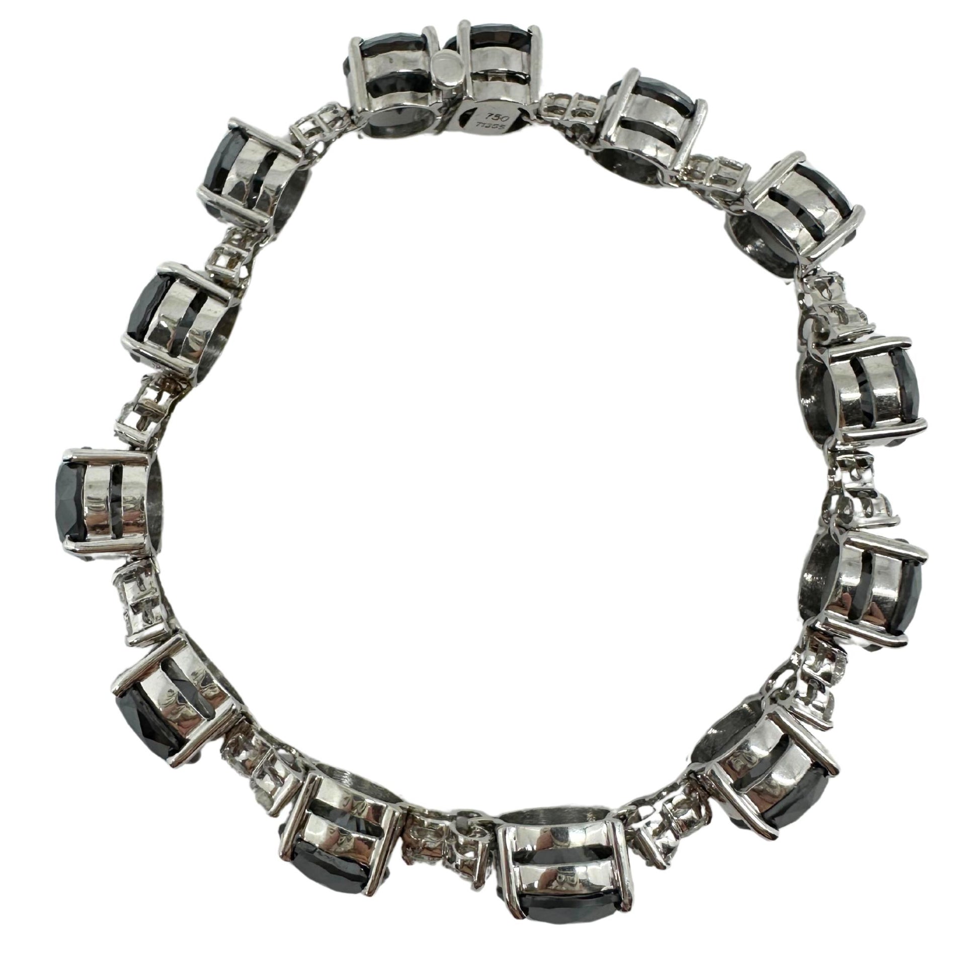 18k White Gold White and Black Diamond Bracelet