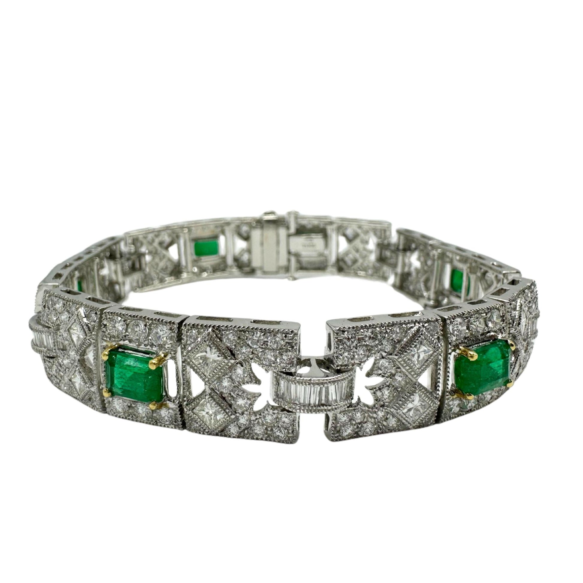 18K White Gold Diamond and Emerald Bracelet
