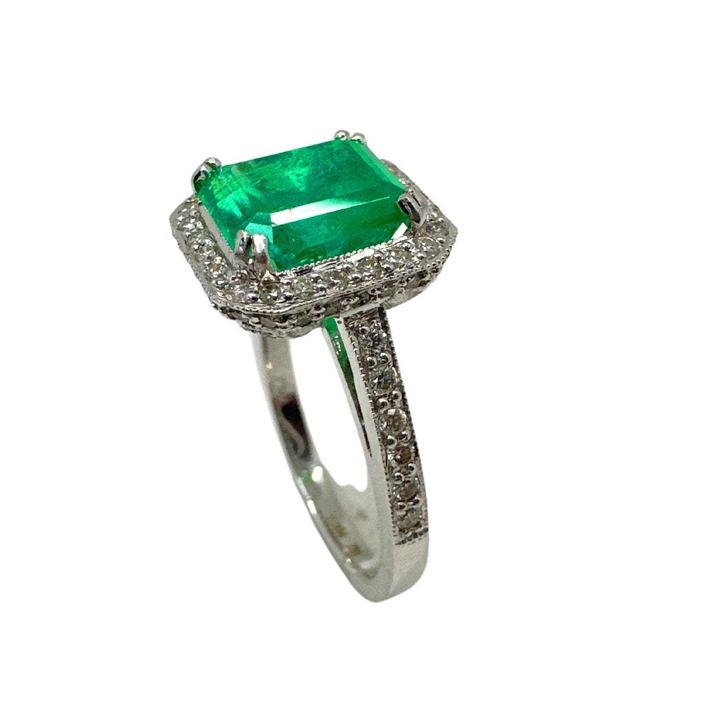 18K White Gold Diamond and Emerald Ring