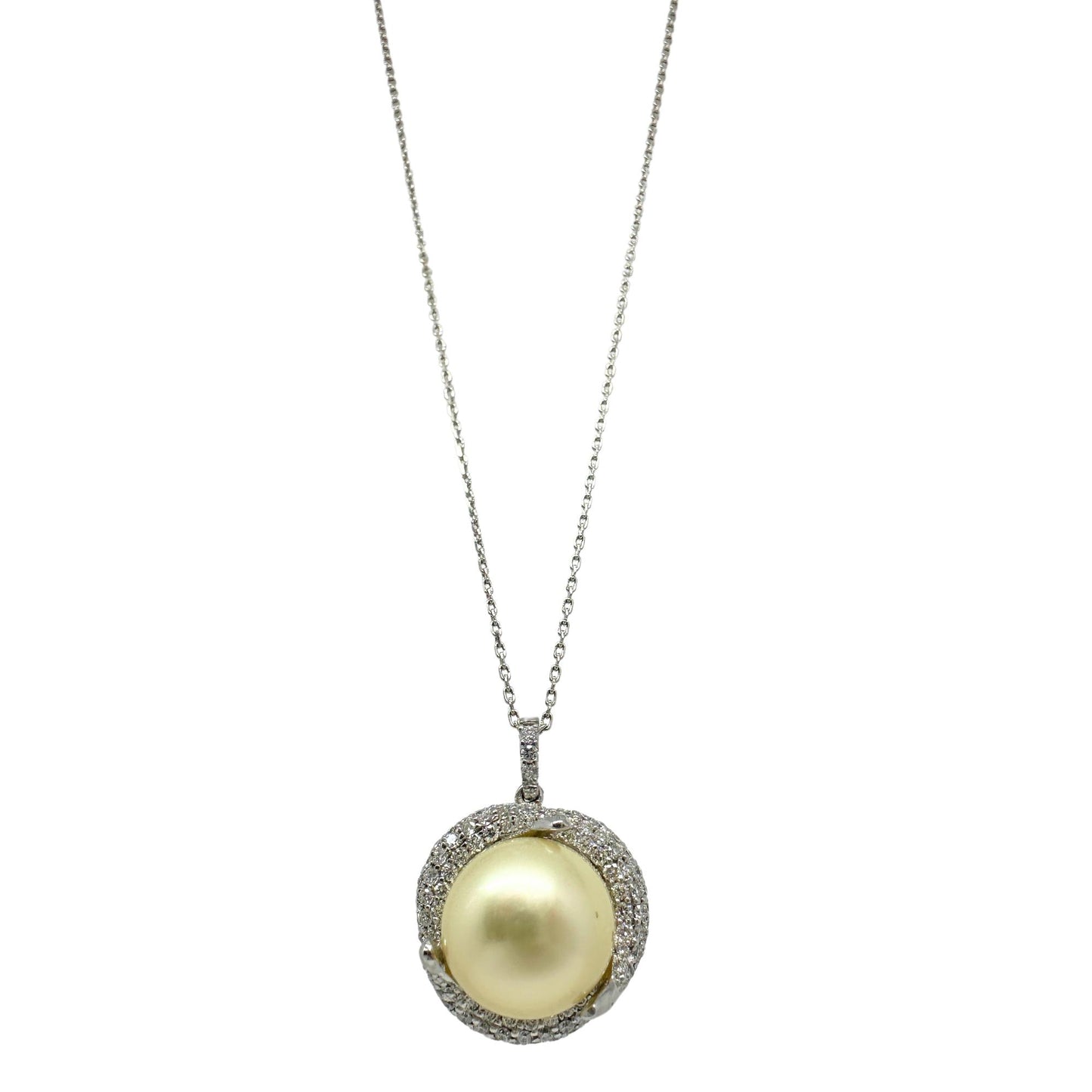 18K White Gold Diamond and Pearl Pendant Necklace