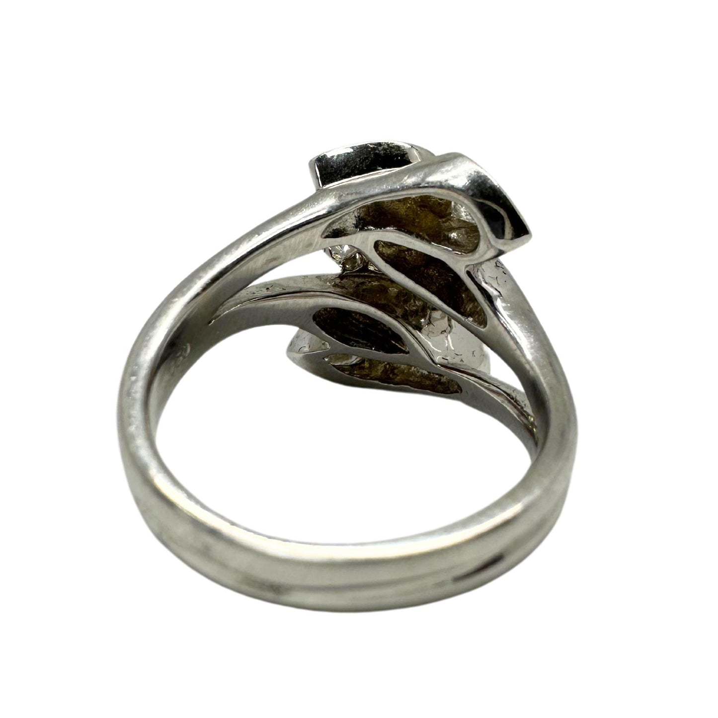 18K White Gold Pear Cut Diamond Ring