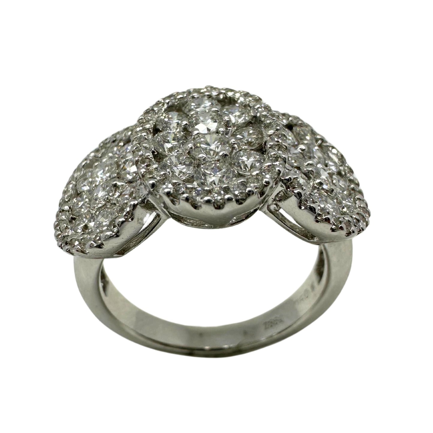 18K White Gold Diamond Cluster Ring