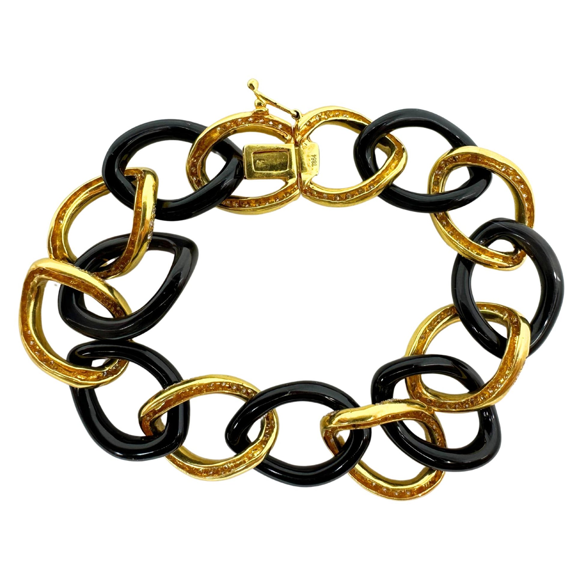 18K Yellow Gold Diamond and Onyx Link Bracelet