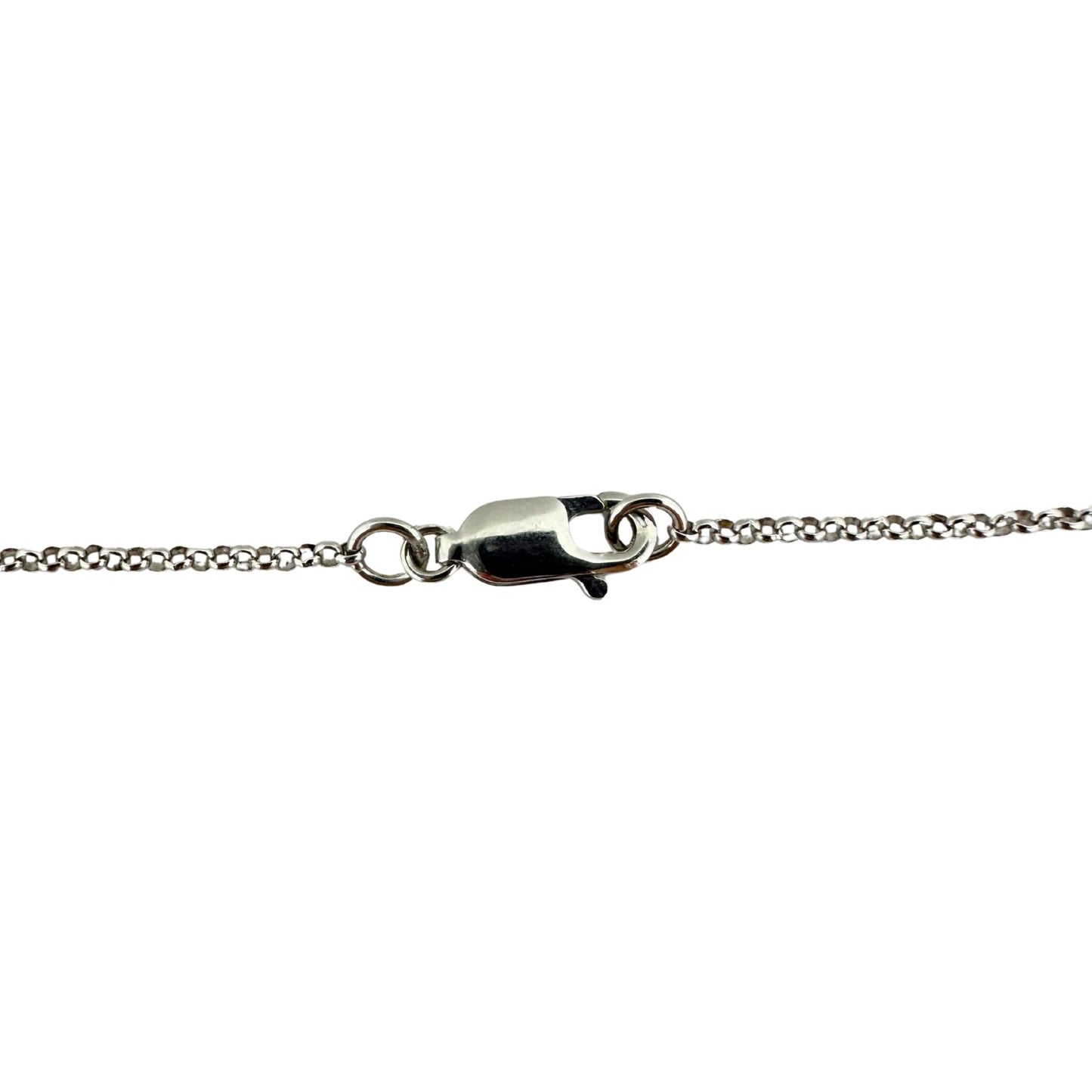 18K White Gold Diamond and Emerald Halo Circle Pendant Necklace