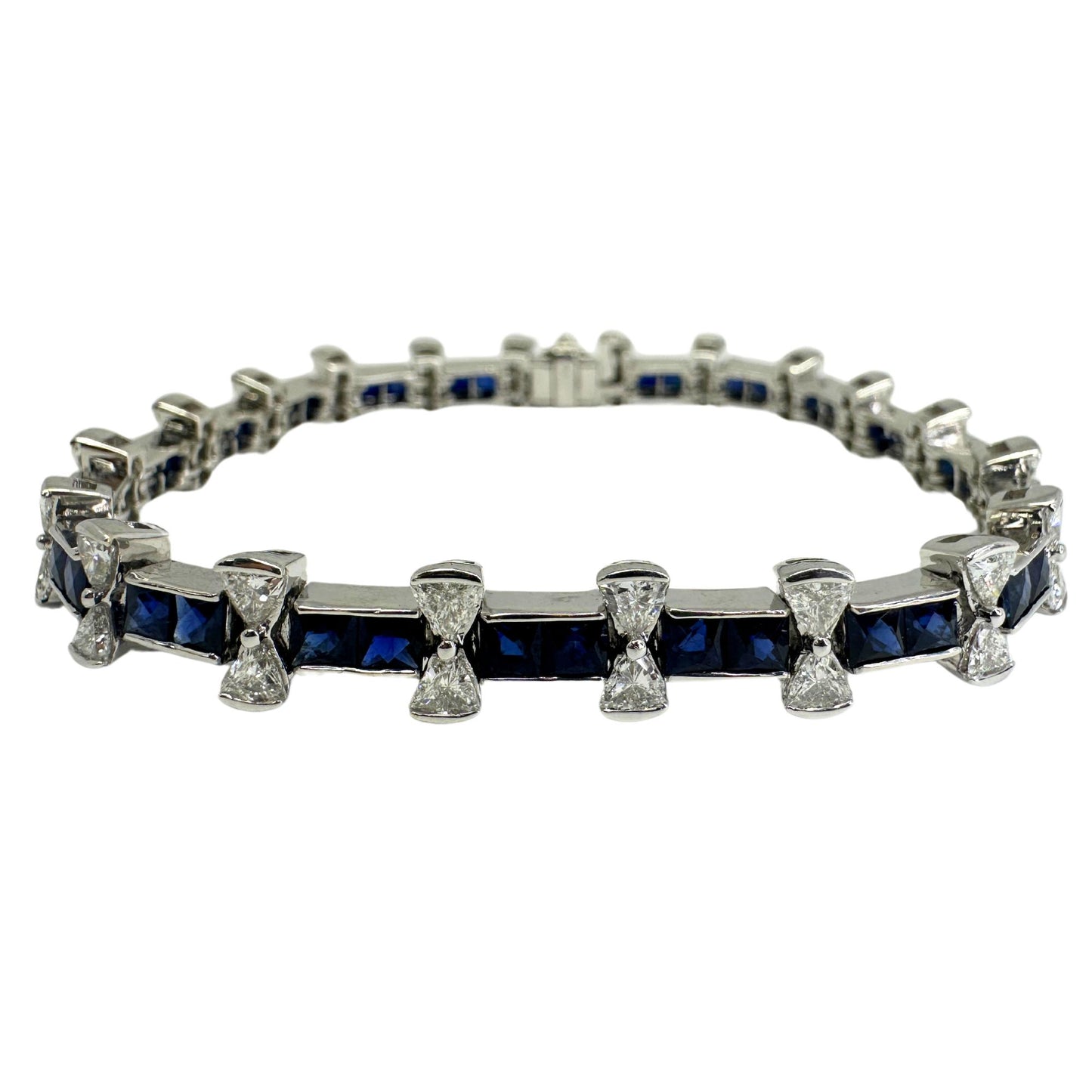 18K White Gold Diamond and Sapphire Bracelet