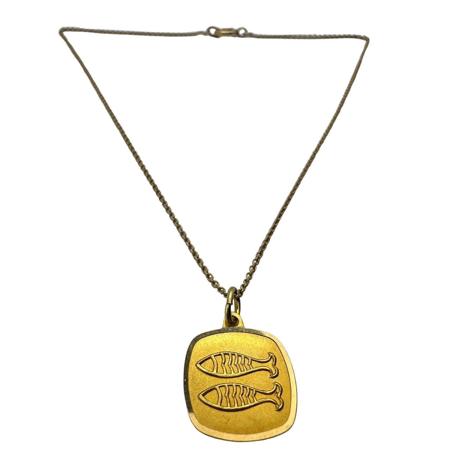 18k Yellow Gold Pisces Pendant with 14k Chain