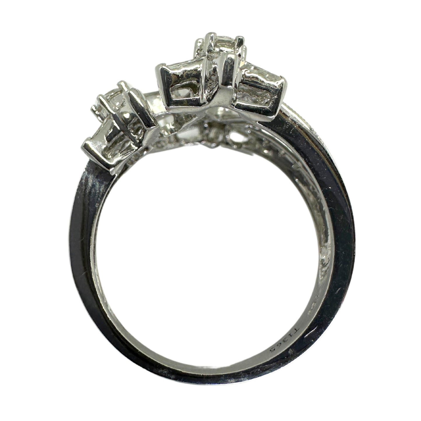 18k Trillion Cut Diamond Ring with Star Design