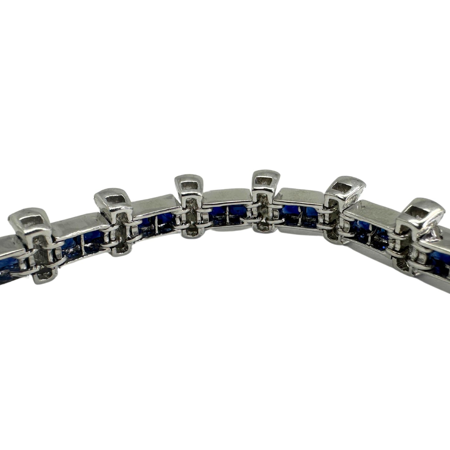 18K White Gold Diamond and Sapphire Bracelet