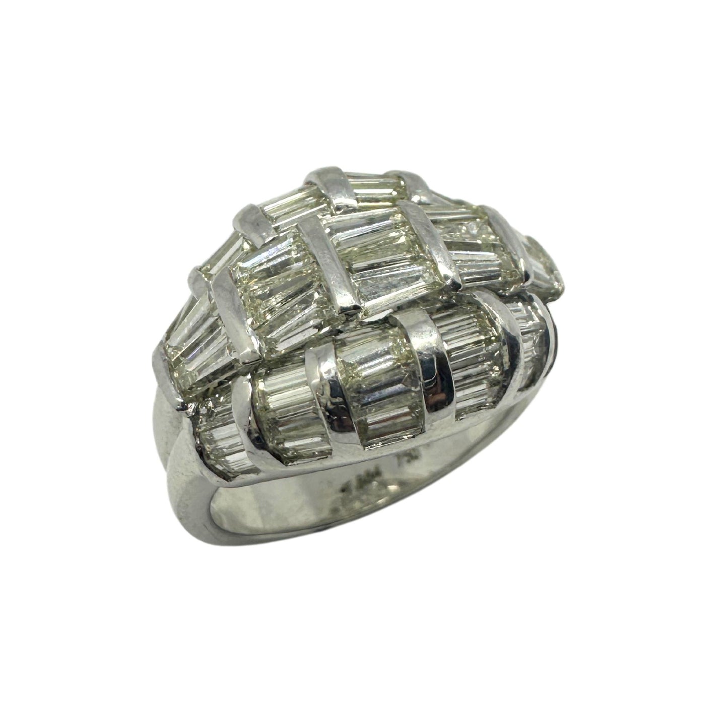 18k White Gold Baguette Cut Diamond Dome Ring