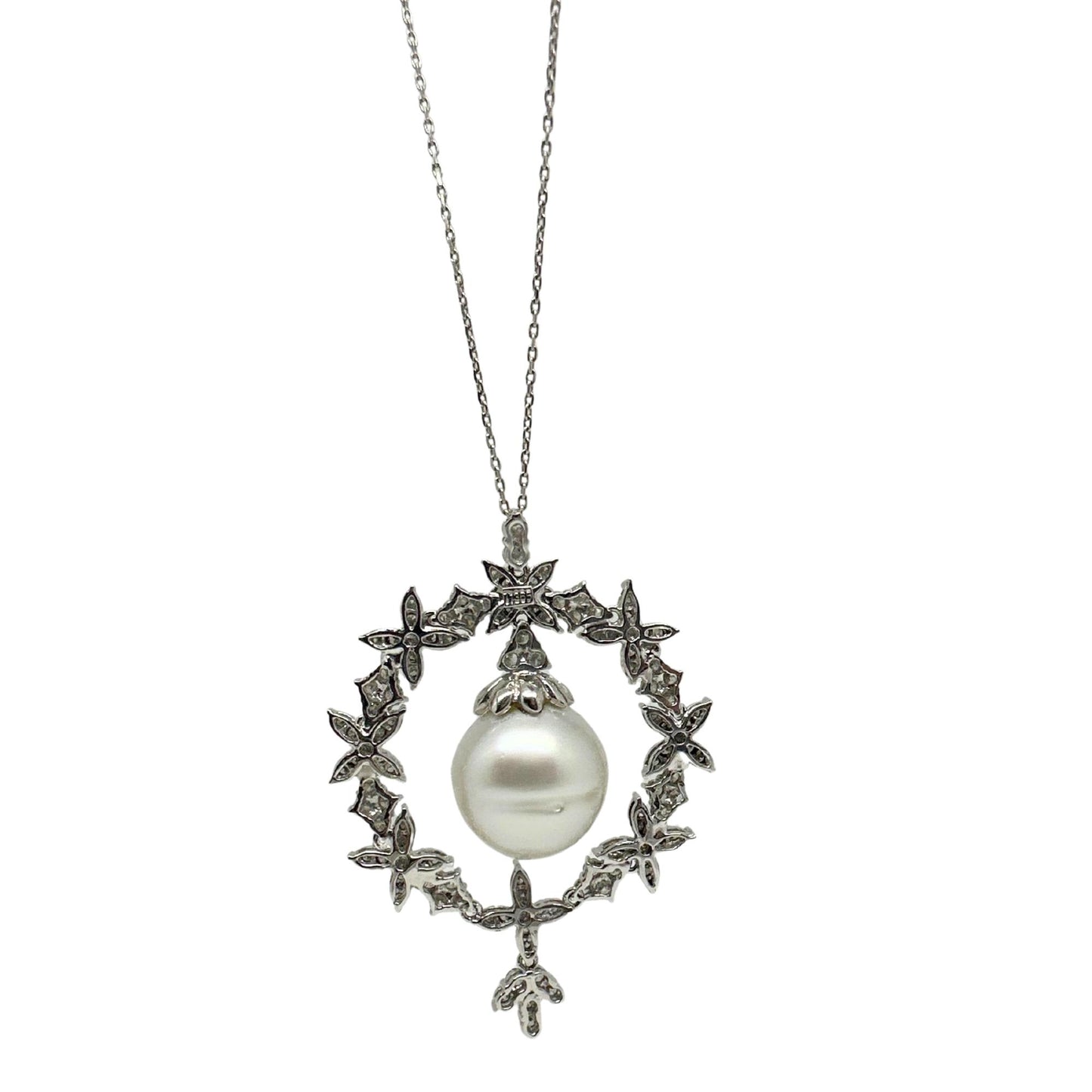 18K White Gold Diamond and Pearl Pendant Necklace