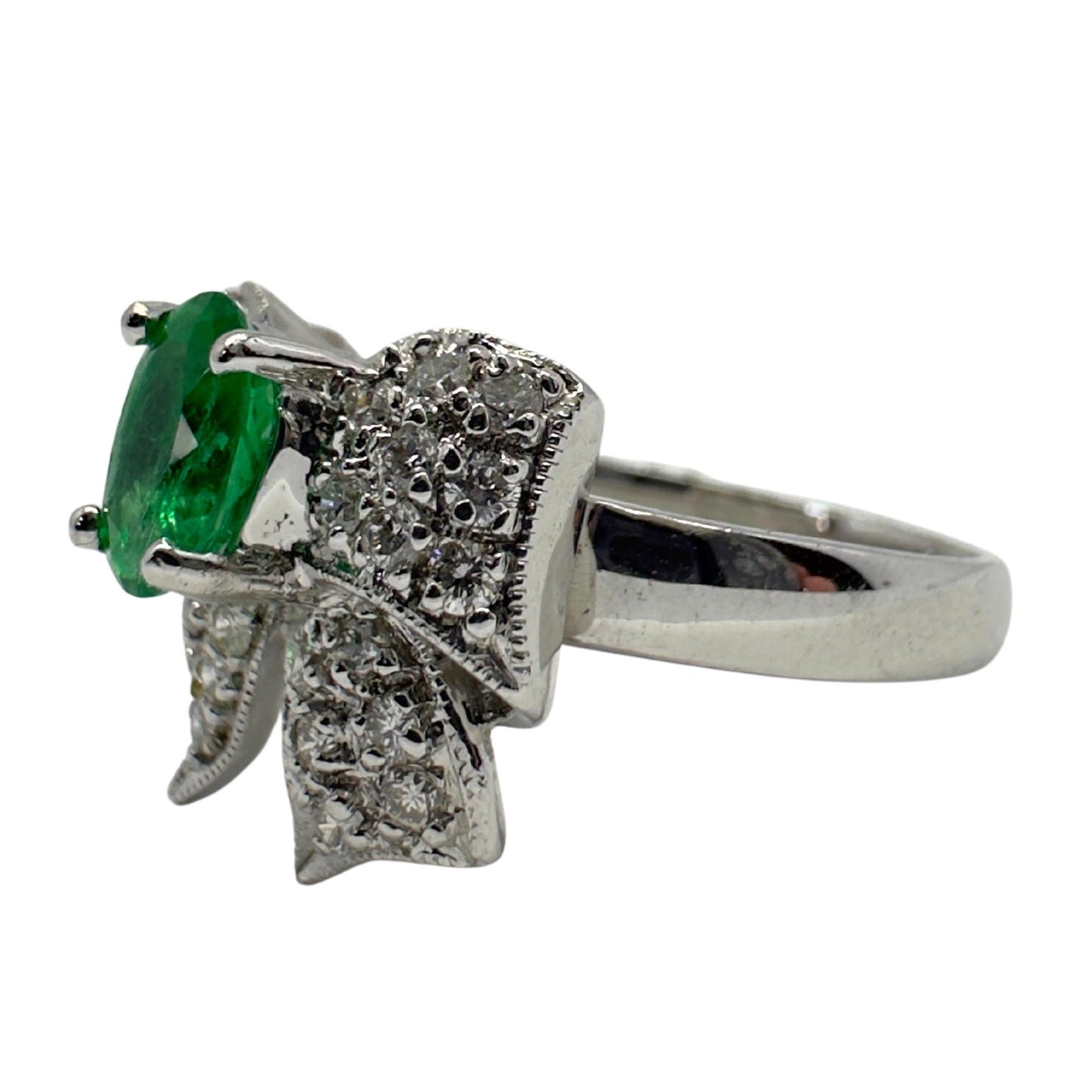 18K White Gold Diamond & Emerald Bow Ring