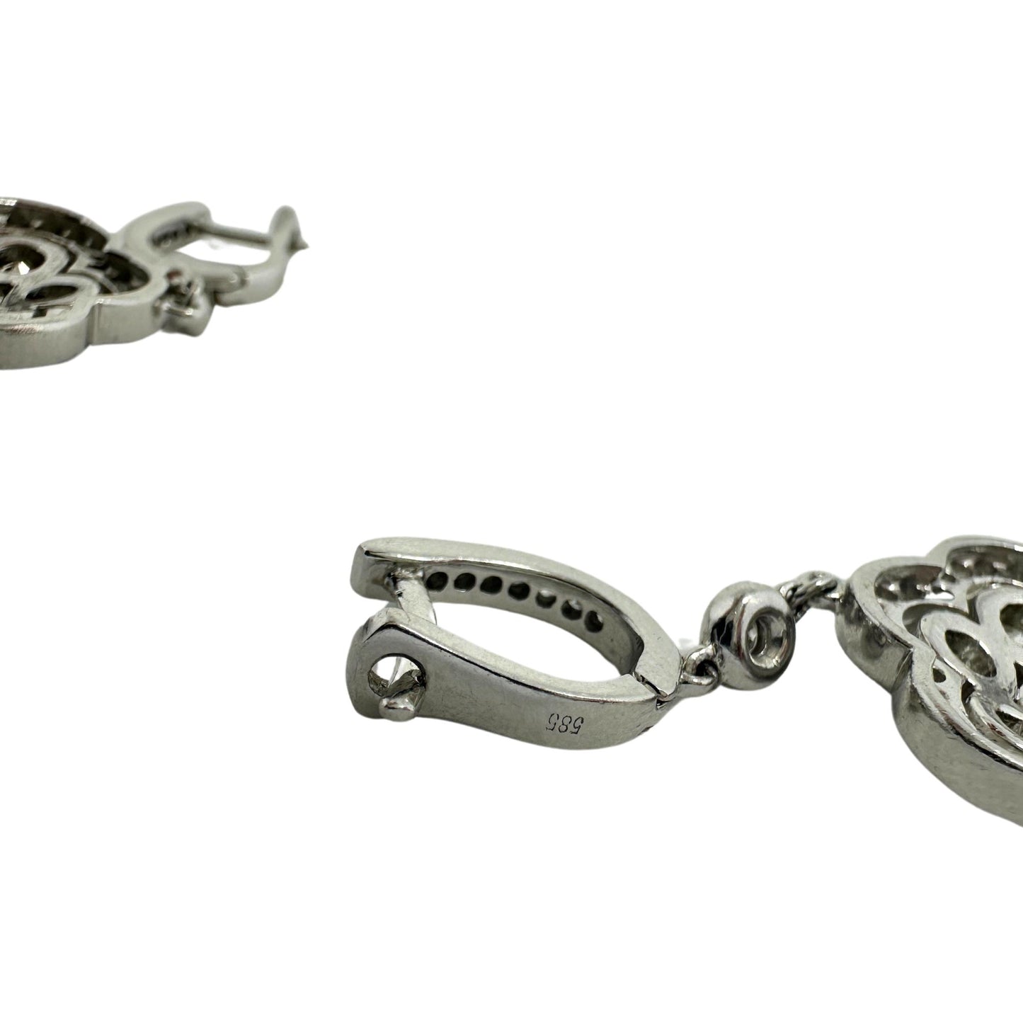 14K White Gold Diamond Flower Earrings