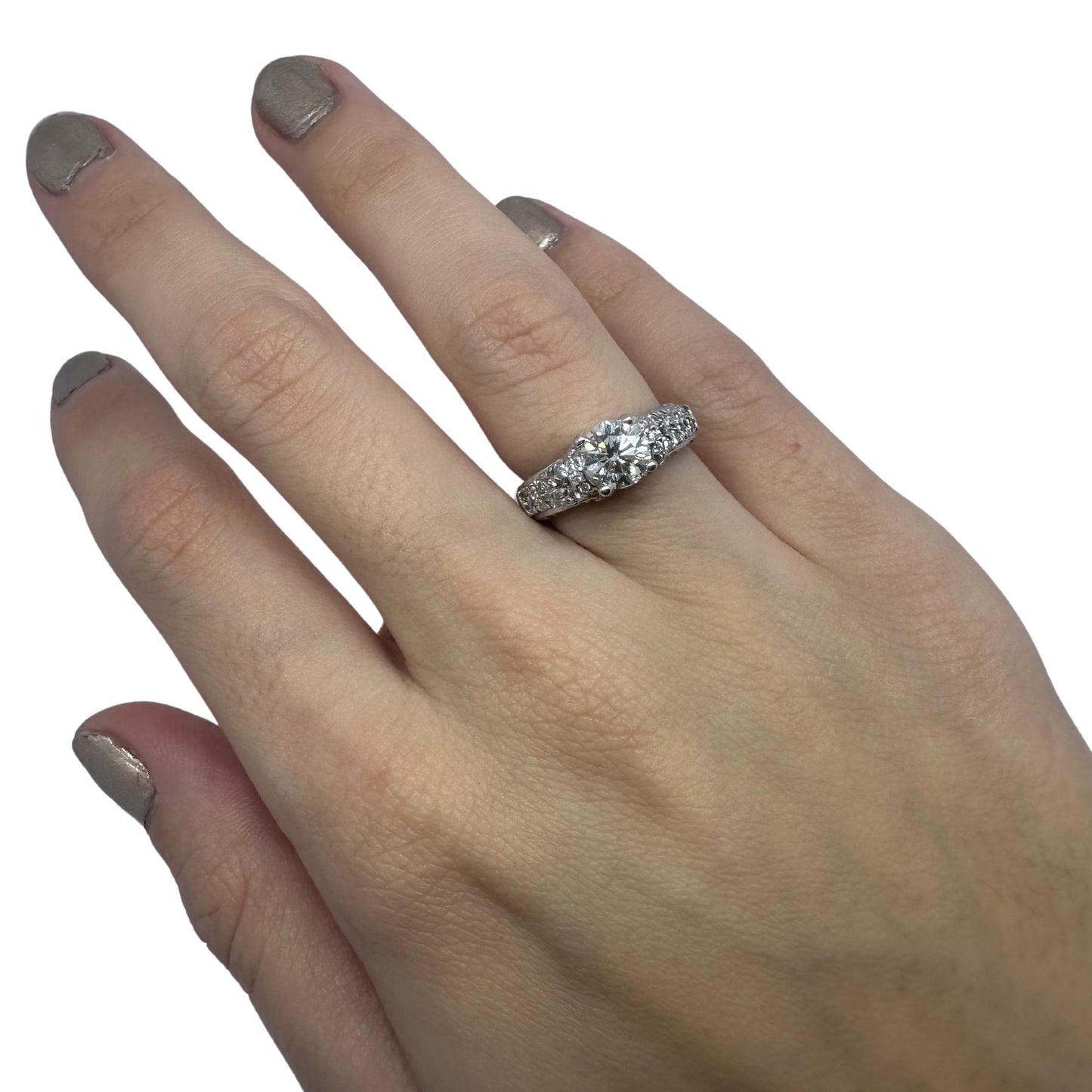 18K White Gold Diamond Engagement Ring