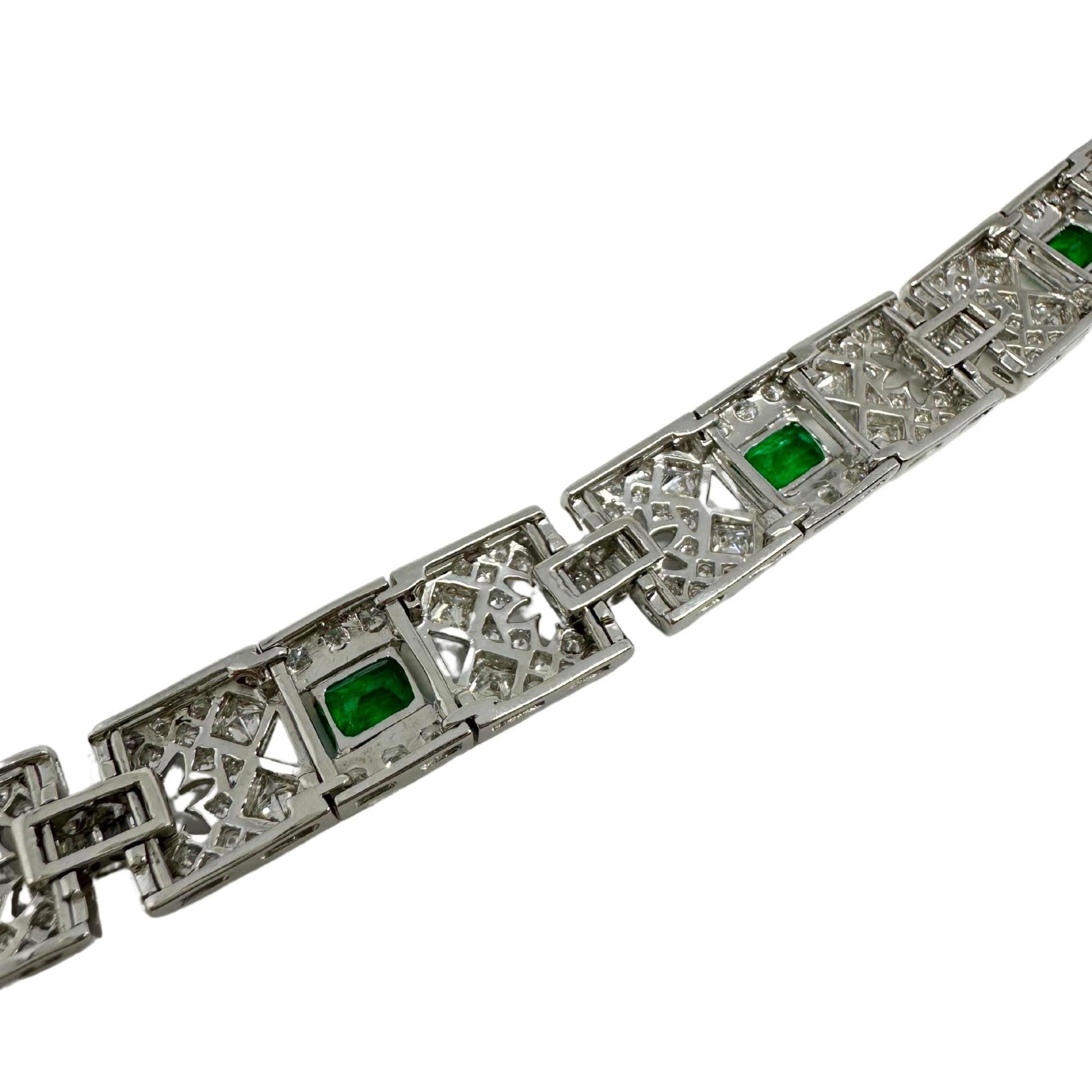 18K White Gold Diamond and Emerald Bracelet