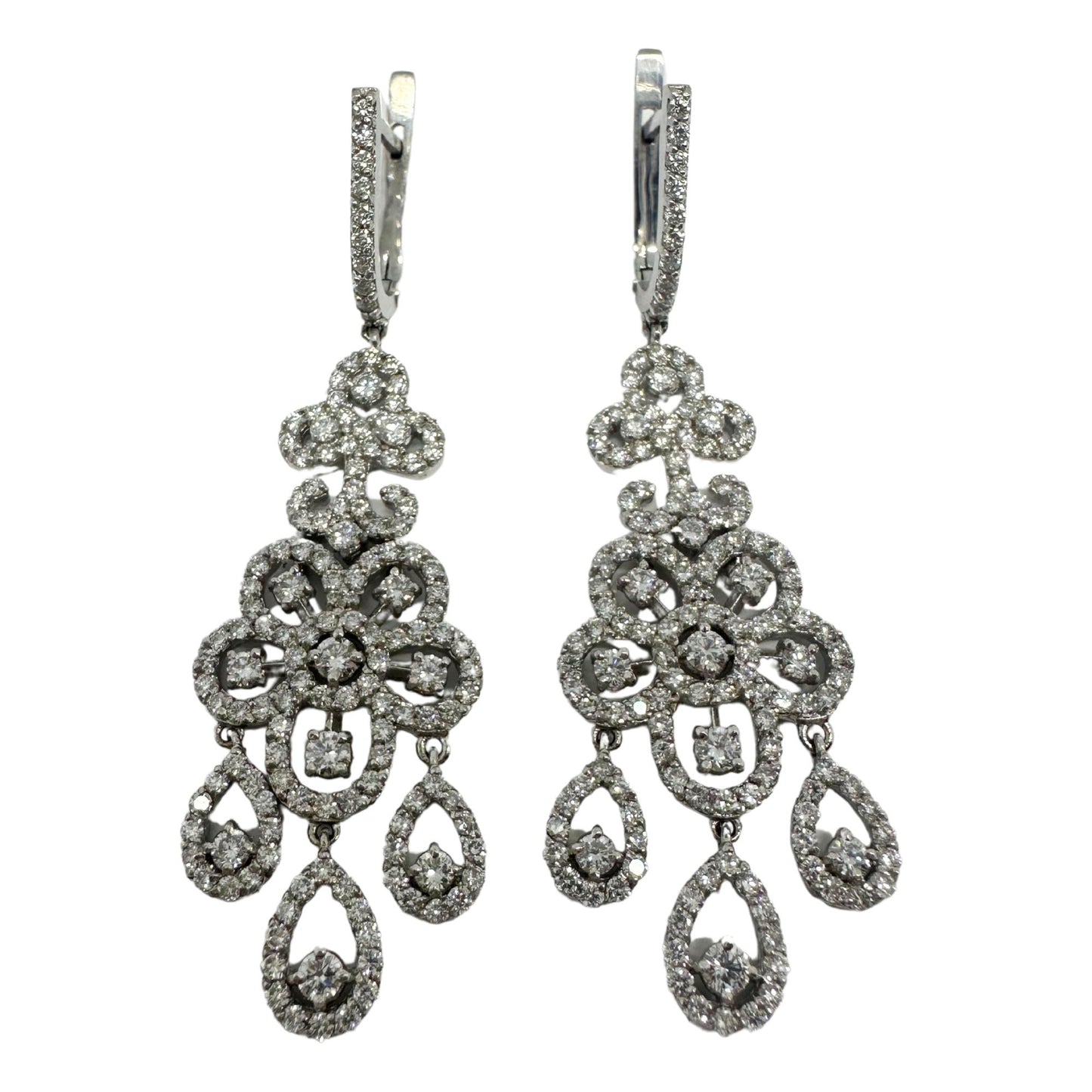18K White Gold Diamond Drop Earrings